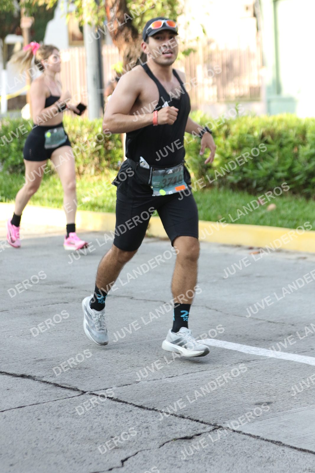 Foto de ADIDAS SPLITS GUADALAJARA 15K / 30K en Av. San Ignacio esquina Av. Ignacio L. Vallarta, Zapopan a las 08:20 · dorsal 3710