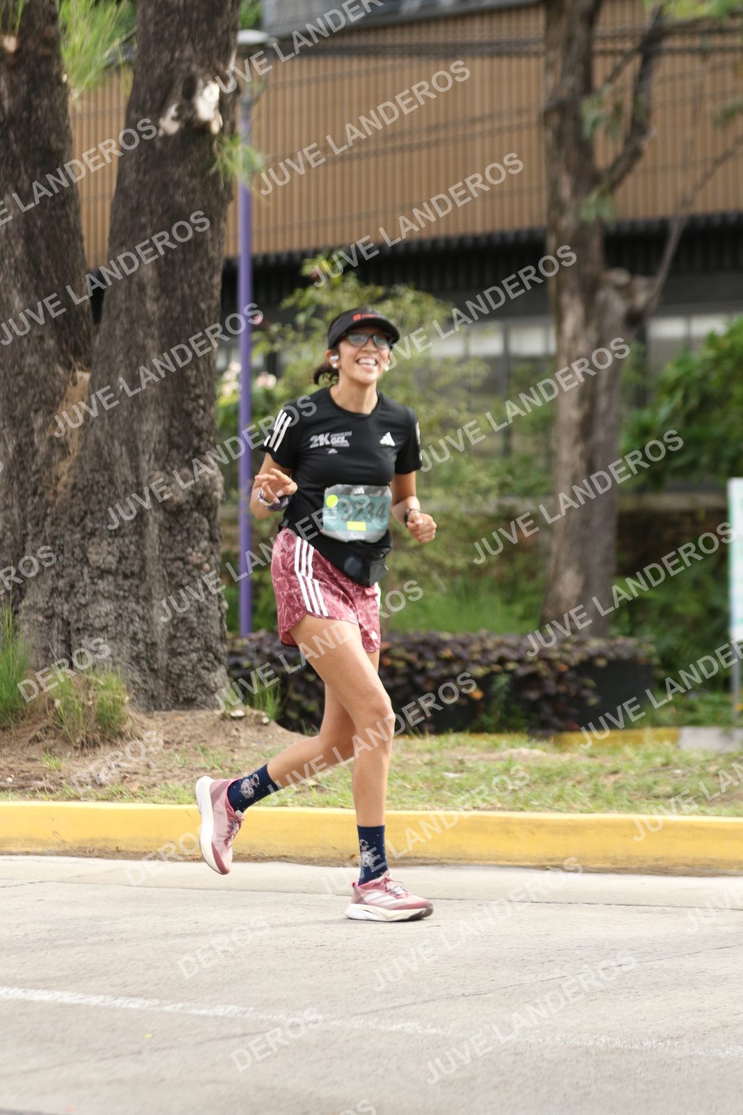Foto de ADIDAS SPLITS GUADALAJARA 15K / 30K en Av. San Ignacio esquina Av. Ignacio L. Vallarta, Zapopan a las 09:10 · dorsal 3234