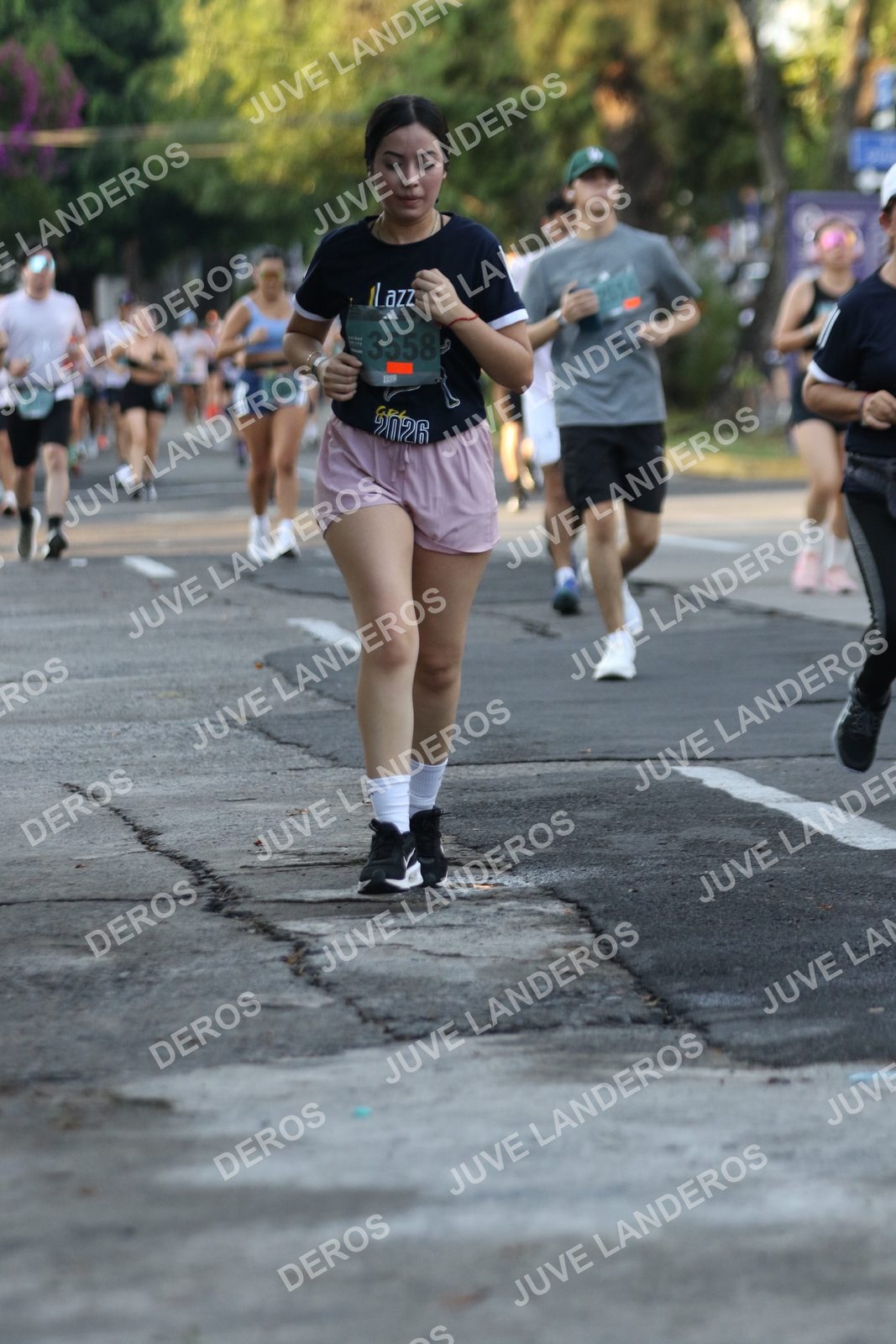 Foto de ADIDAS SPLITS GUADALAJARA 15K / 30K en Av. San Ignacio esquina Av. Ignacio L. Vallarta, Zapopan a las 07:19 · dorsal 3558