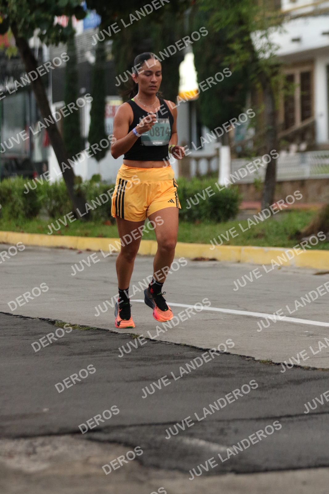Foto de ADIDAS SPLITS GUADALAJARA 15K / 30K en Av. San Ignacio esquina Av. Ignacio L. Vallarta, Zapopan a las 06:49 · dorsal 874