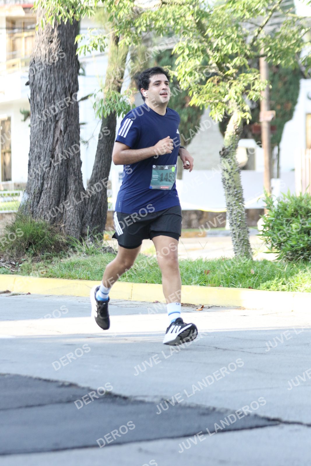 Foto de ADIDAS SPLITS GUADALAJARA 15K / 30K en Av. San Ignacio esquina Av. Ignacio L. Vallarta, Zapopan a las 08:24 · dorsal 1453