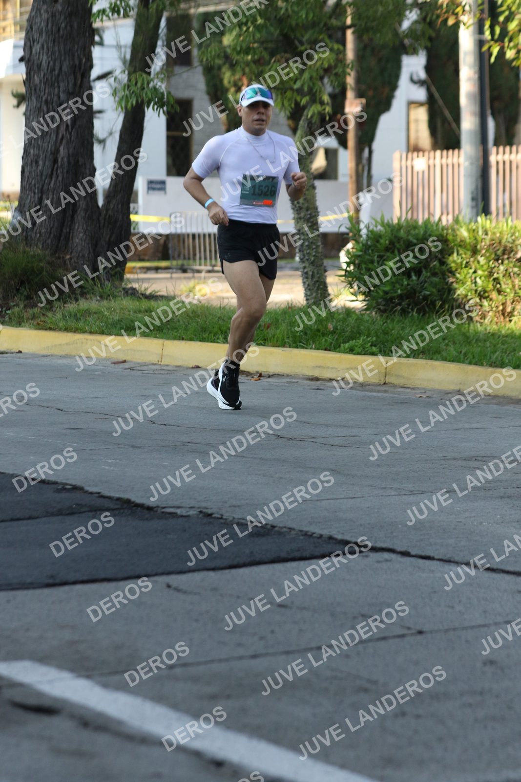 Foto de ADIDAS SPLITS GUADALAJARA 15K / 30K en Av. San Ignacio esquina Av. Ignacio L. Vallarta, Zapopan a las 08:03 · dorsal 1526