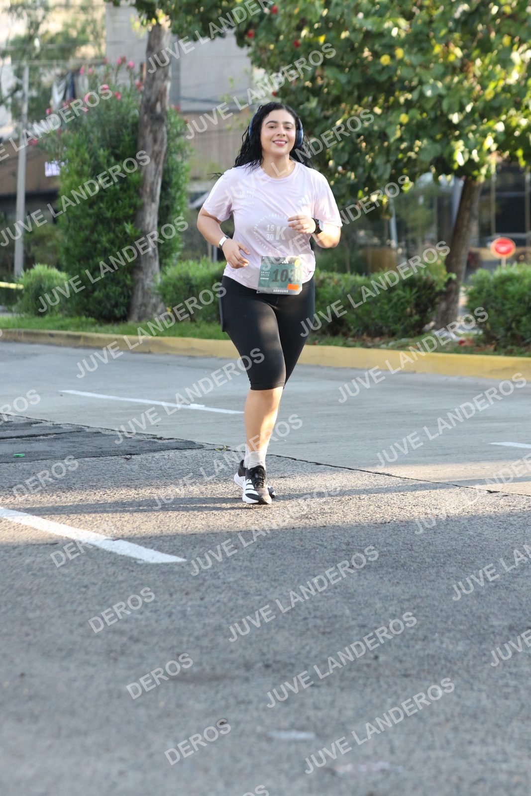 Foto de ADIDAS SPLITS GUADALAJARA 15K / 30K en Av. San Ignacio esquina Av. Ignacio L. Vallarta, Zapopan a las 07:52 · dorsal 30, 103