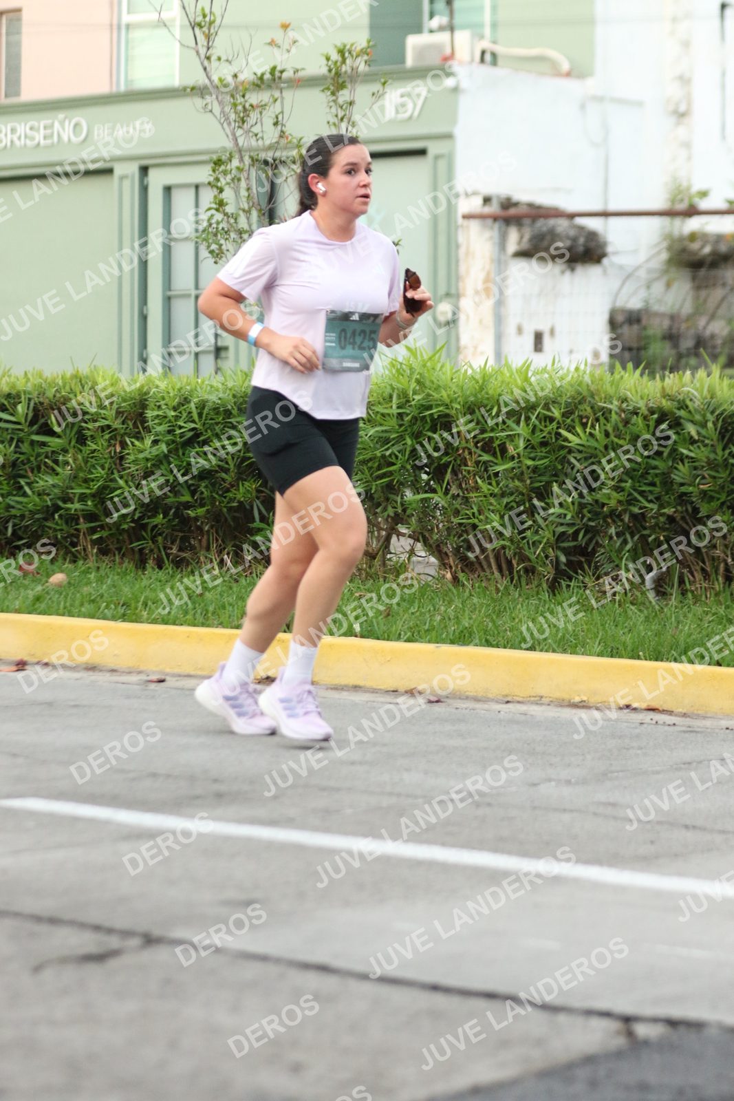 Foto de ADIDAS SPLITS GUADALAJARA 15K / 30K en Av. San Ignacio esquina Av. Ignacio L. Vallarta, Zapopan a las 06:59 · dorsal 425, 1157