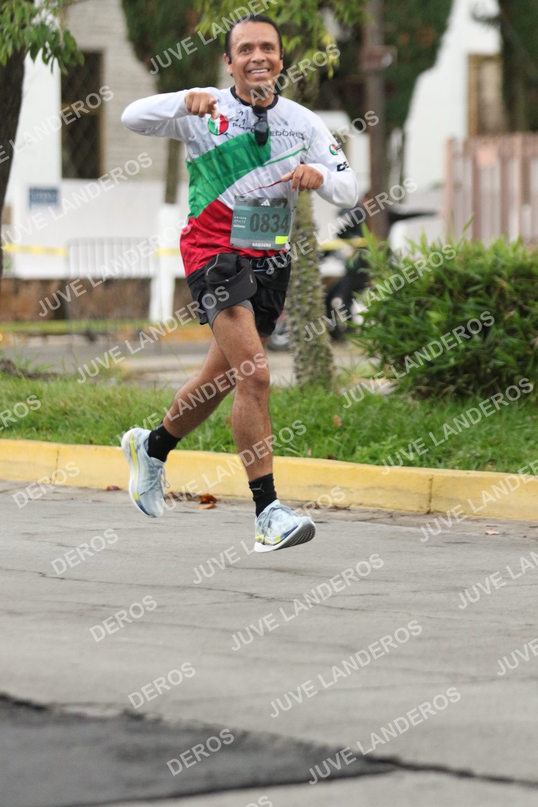 Foto de ADIDAS SPLITS GUADALAJARA 15K / 30K en Av. San Ignacio esquina Av. Ignacio L. Vallarta, Zapopan a las 06:52 · dorsal 834