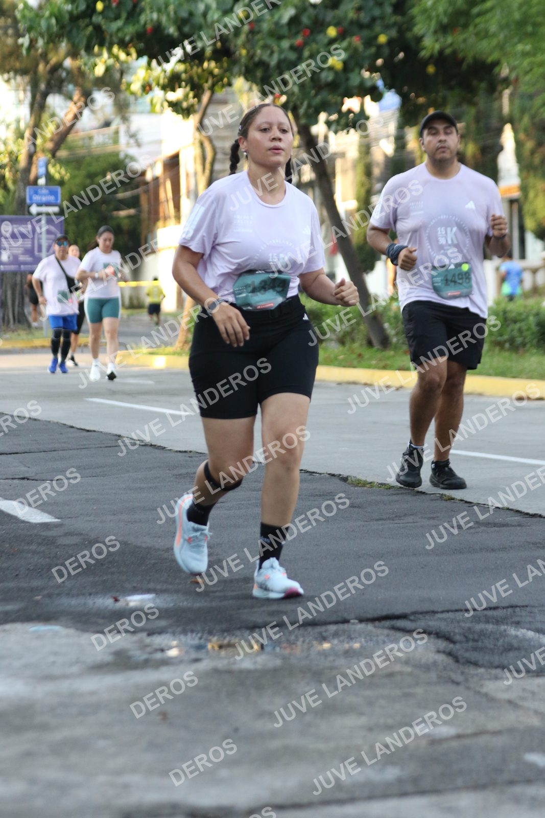 Foto de ADIDAS SPLITS GUADALAJARA 15K / 30K en Av. San Ignacio esquina Av. Ignacio L. Vallarta, Zapopan a las 07:20 · dorsal 1498
