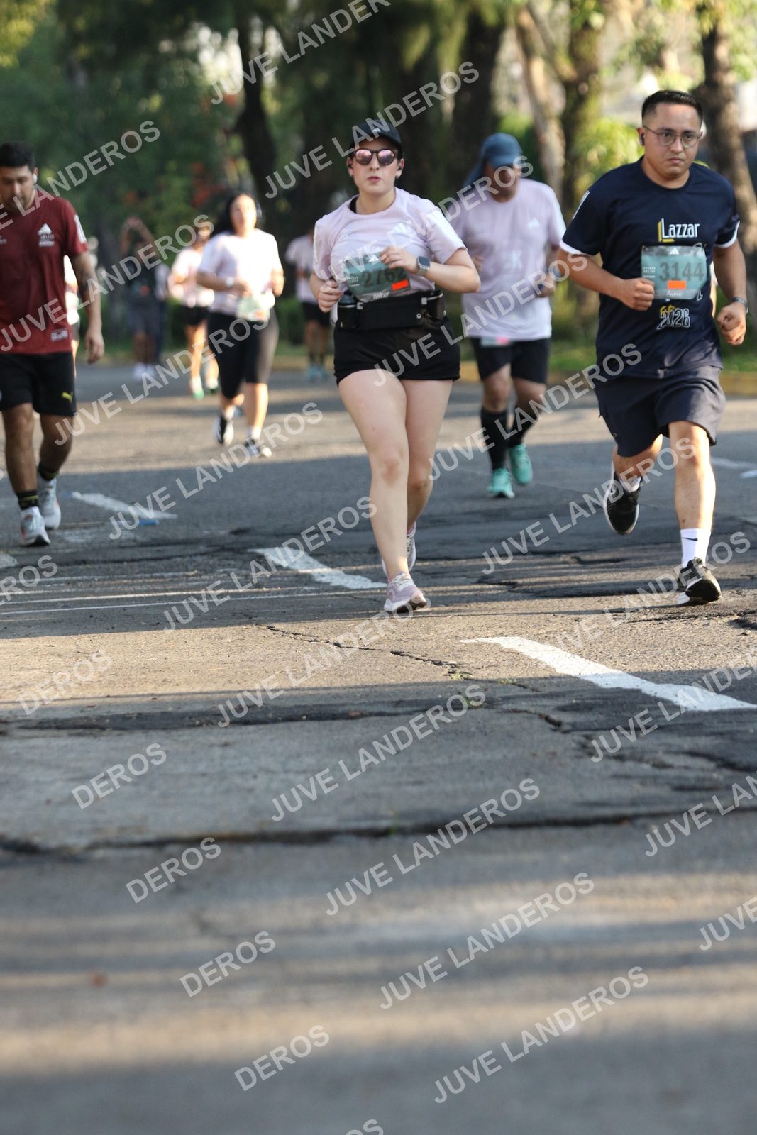 Foto de ADIDAS SPLITS GUADALAJARA 15K / 30K en Av. San Ignacio esquina Av. Ignacio L. Vallarta, Zapopan a las 07:52 · dorsal 3144, 2762