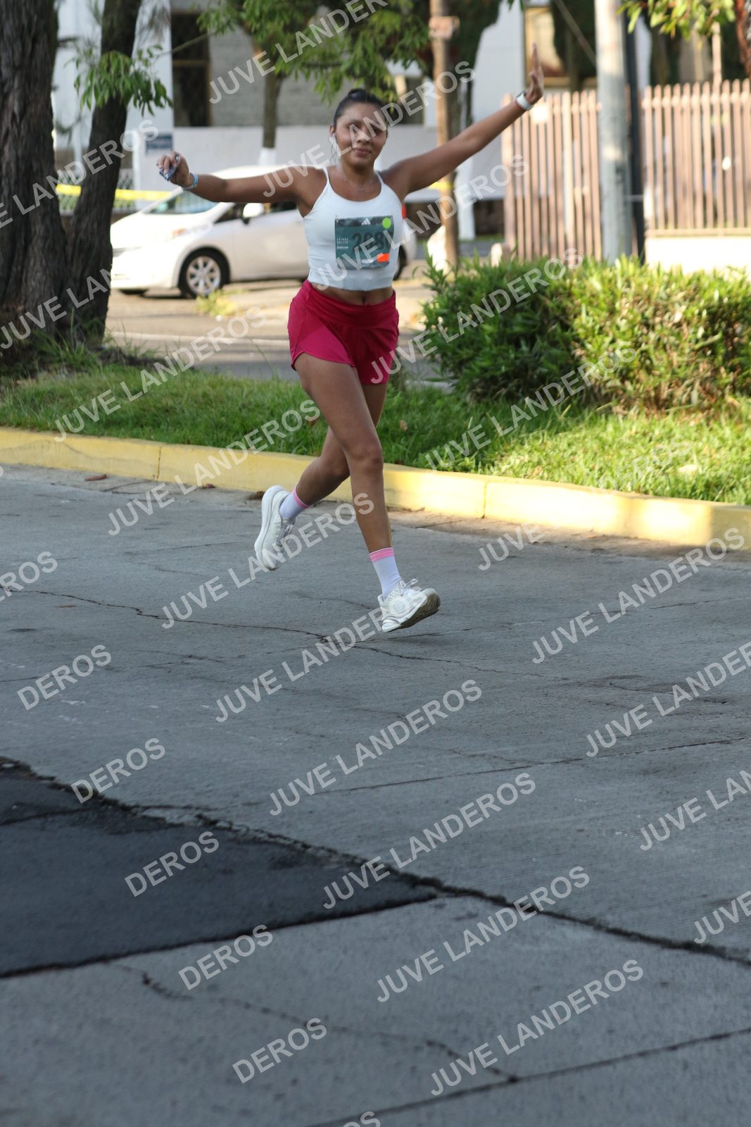 Foto de ADIDAS SPLITS GUADALAJARA 15K / 30K en Av. San Ignacio esquina Av. Ignacio L. Vallarta, Zapopan a las 08:10 · dorsal 2686