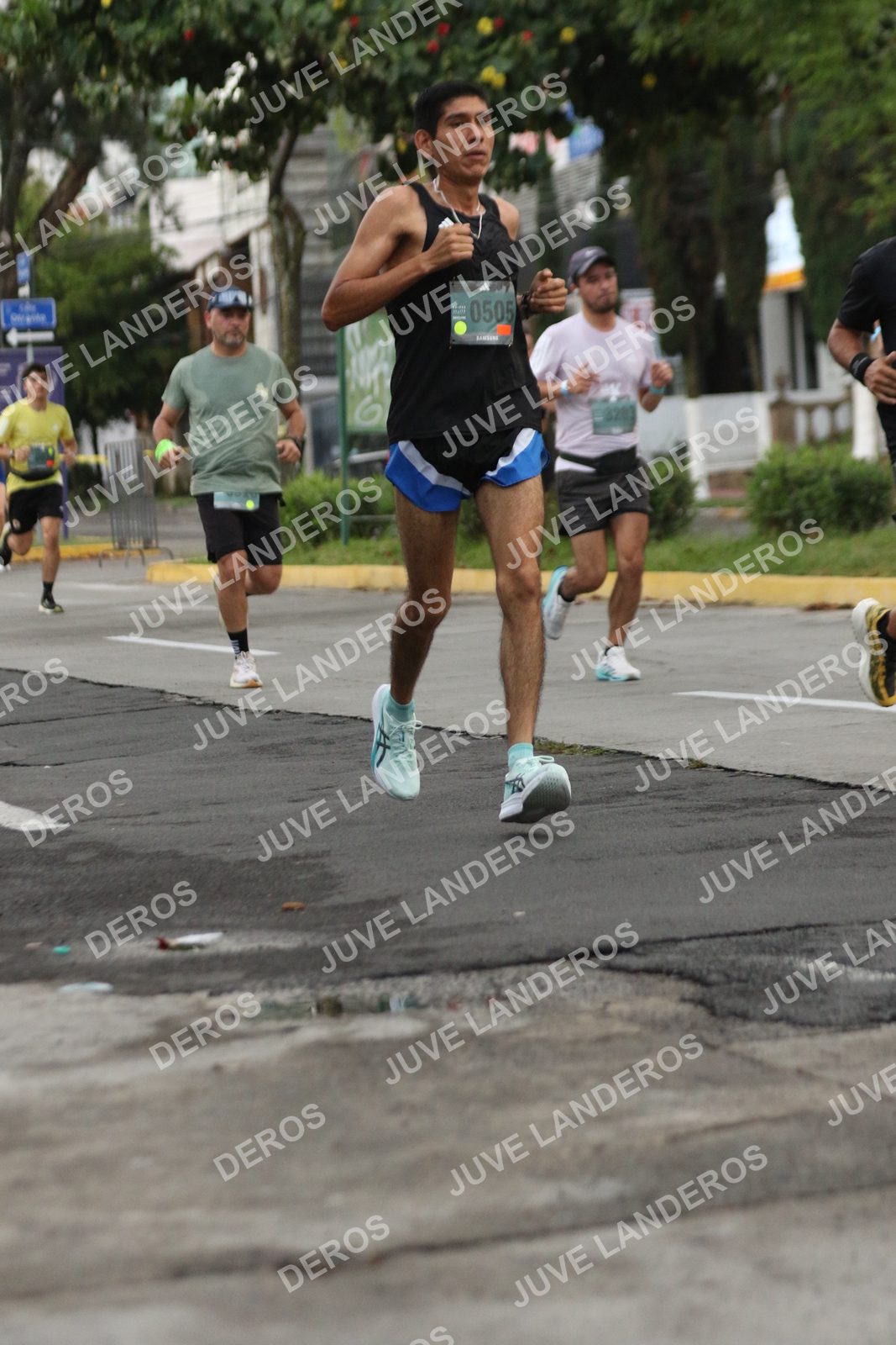 Foto de ADIDAS SPLITS GUADALAJARA 15K / 30K en Av. San Ignacio esquina Av. Ignacio L. Vallarta, Zapopan a las 06:54 · dorsal 505