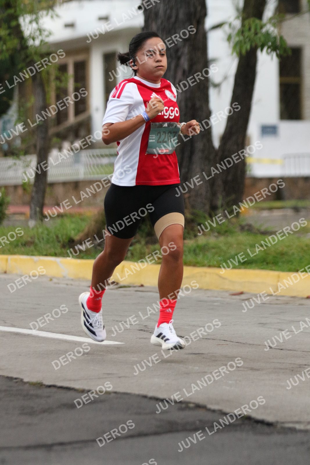 Foto de ADIDAS SPLITS GUADALAJARA 15K / 30K en Av. San Ignacio esquina Av. Ignacio L. Vallarta, Zapopan a las 06:49 · dorsal 2267