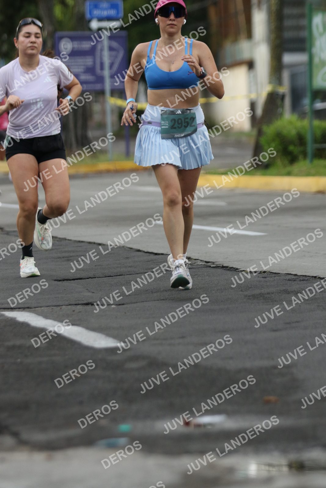Foto de ADIDAS SPLITS GUADALAJARA 15K / 30K en Av. San Ignacio esquina Av. Ignacio L. Vallarta, Zapopan a las 07:01 · dorsal 2952