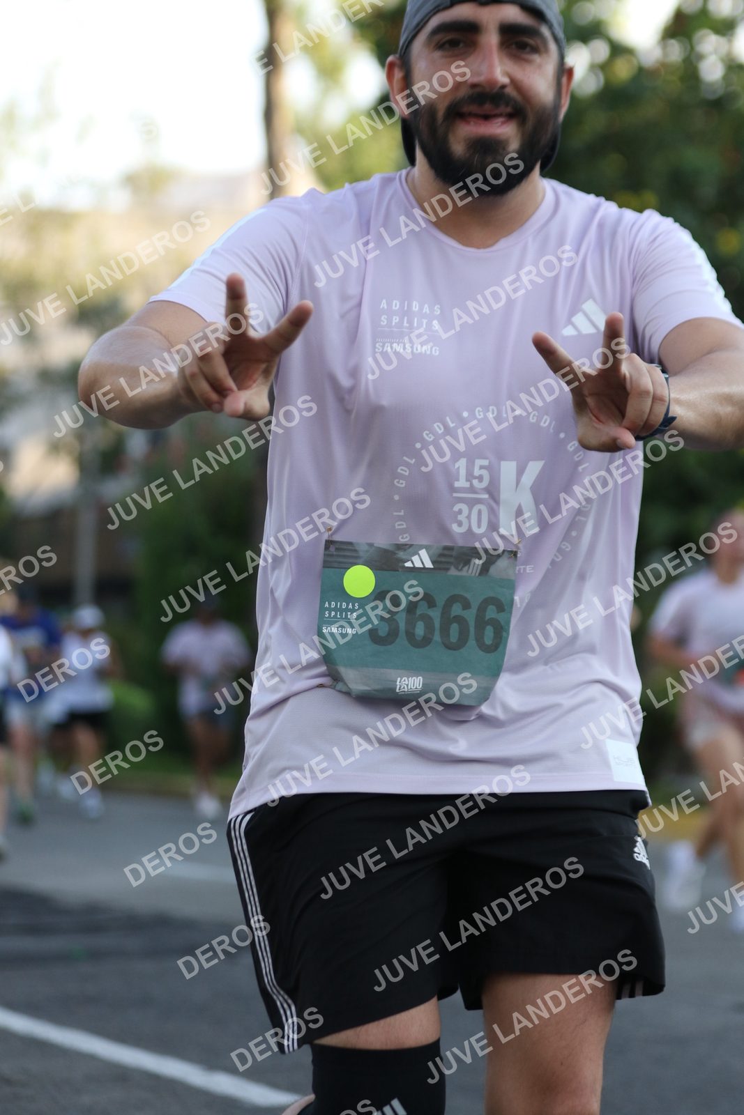 Foto de ADIDAS SPLITS GUADALAJARA 15K / 30K en Av. San Ignacio esquina Av. Ignacio L. Vallarta, Zapopan a las 07:41 · dorsal 3666, 30, 15, 109