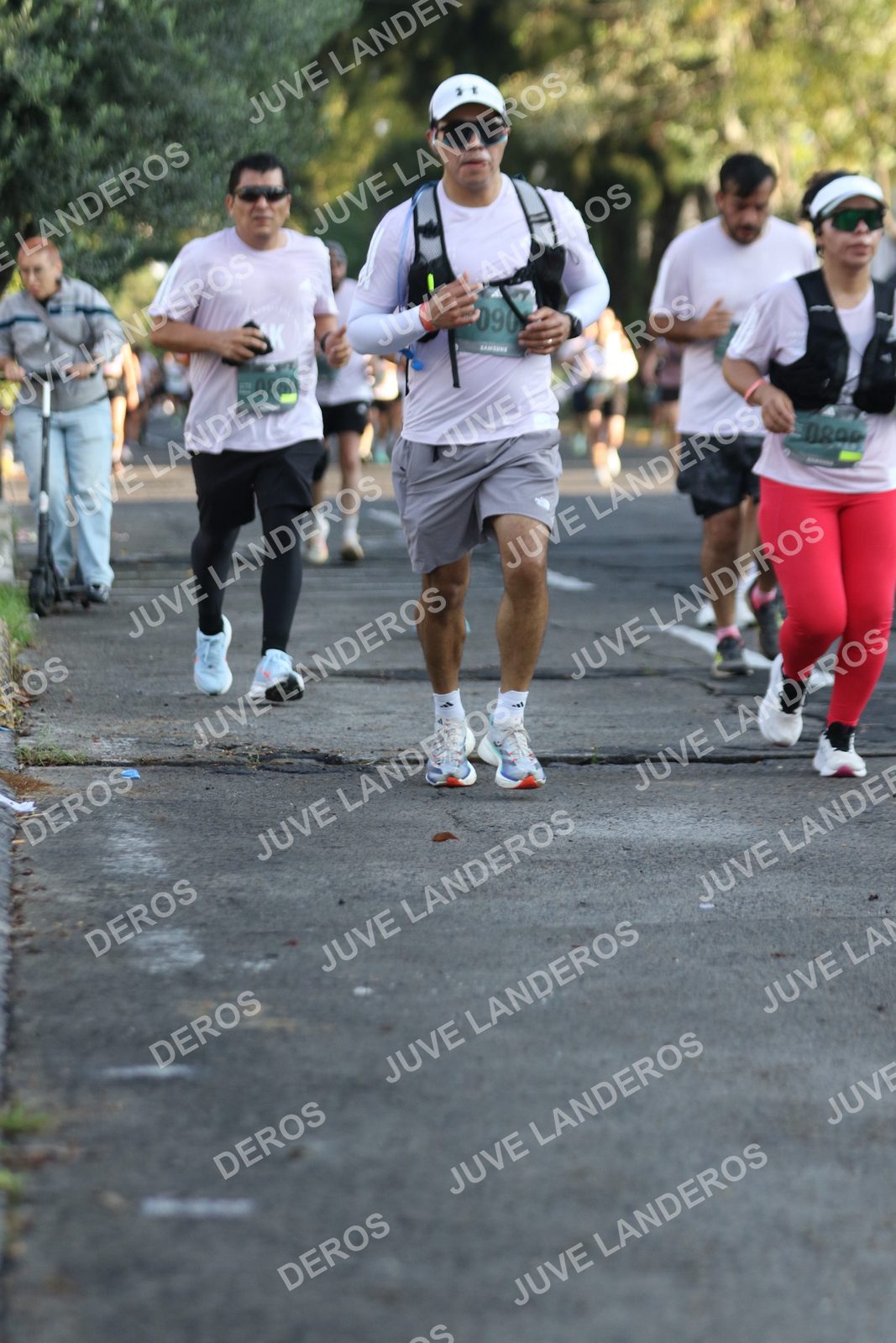 Foto de ADIDAS SPLITS GUADALAJARA 15K / 30K en Av. San Ignacio esquina Av. Ignacio L. Vallarta, Zapopan a las 07:41 · dorsal 850, 90