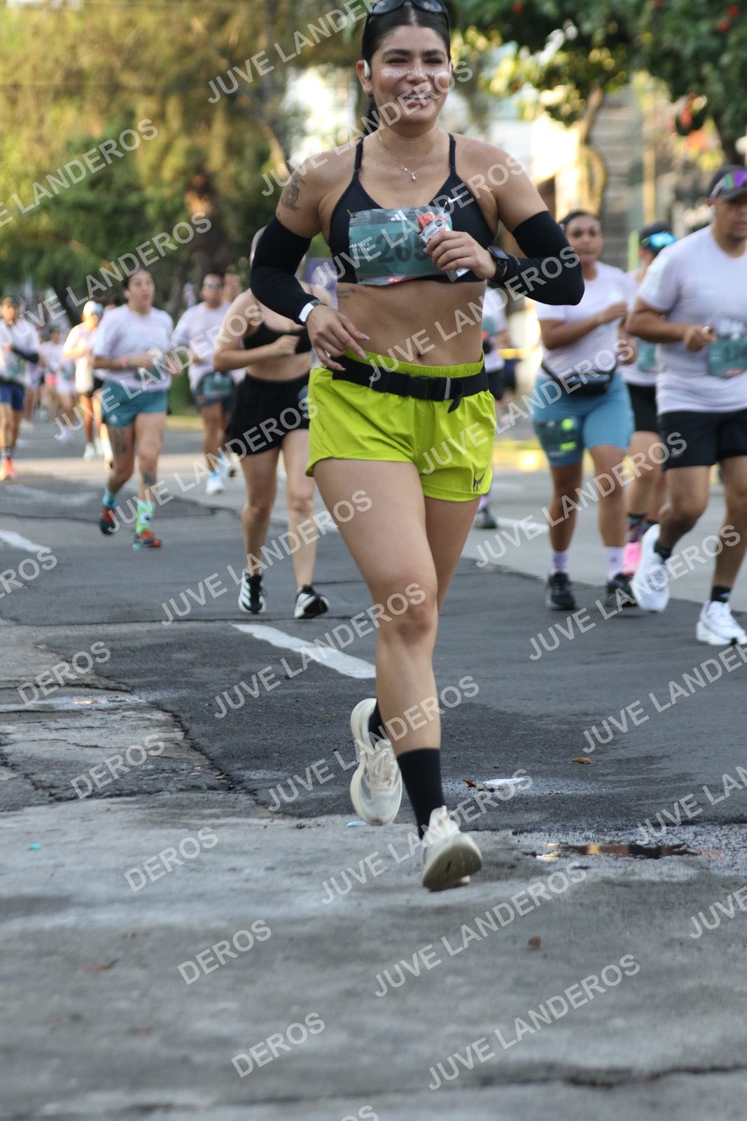 Foto de ADIDAS SPLITS GUADALAJARA 15K / 30K en Av. San Ignacio esquina Av. Ignacio L. Vallarta, Zapopan a las 07:19 · dorsal 205
