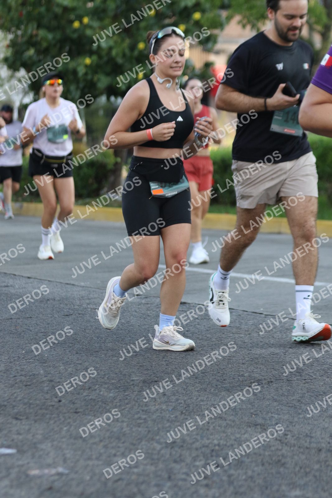 Foto de ADIDAS SPLITS GUADALAJARA 15K / 30K en Av. San Ignacio esquina Av. Ignacio L. Vallarta, Zapopan a las 07:34 · dorsal 14
