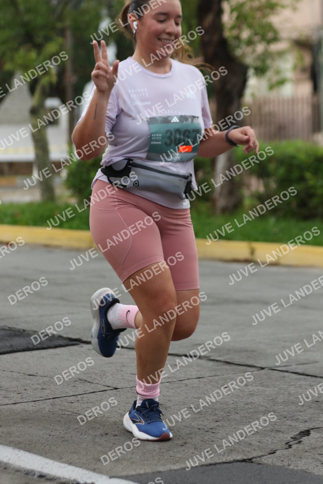 Foto de ADIDAS SPLITS GUADALAJARA 15K / 30K en Av. San Ignacio esquina Av. Ignacio L. Vallarta, Zapopan a las 07:00 · dorsal 3067
