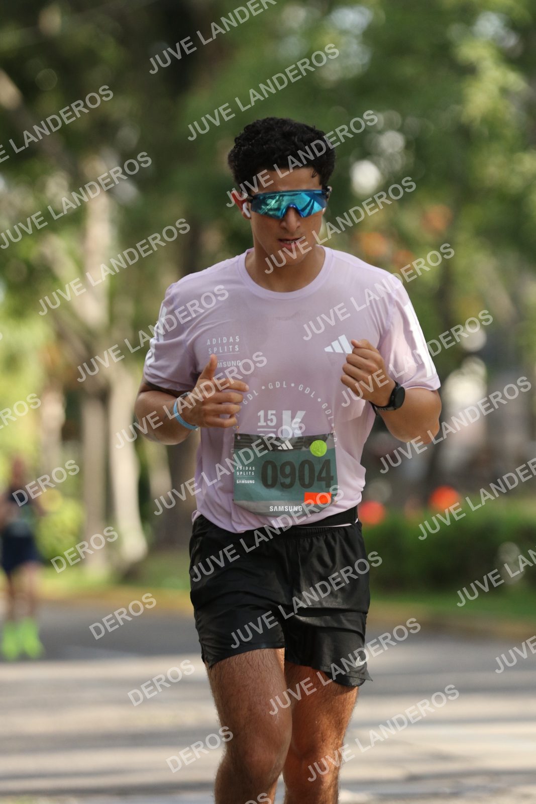 Foto de ADIDAS SPLITS GUADALAJARA 15K / 30K en Av. San Ignacio esquina Av. Ignacio L. Vallarta, Zapopan a las 08:52 · dorsal 904, 15