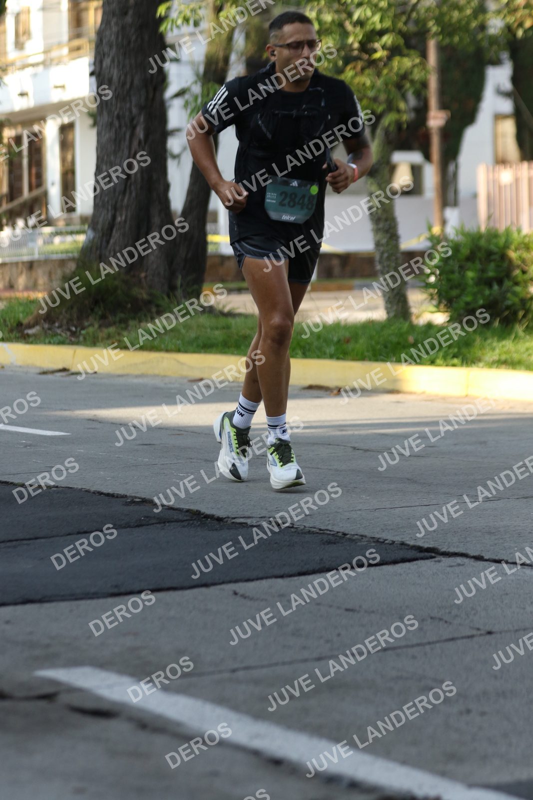 Foto de ADIDAS SPLITS GUADALAJARA 15K / 30K en Av. San Ignacio esquina Av. Ignacio L. Vallarta, Zapopan a las 08:20 · dorsal 2848