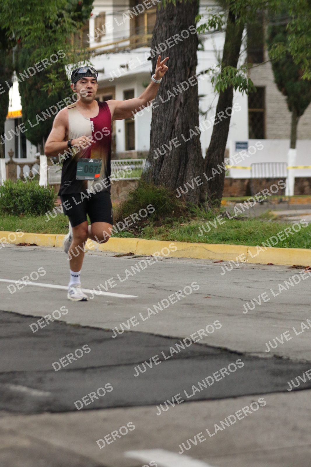 Foto de ADIDAS SPLITS GUADALAJARA 15K / 30K en Av. San Ignacio esquina Av. Ignacio L. Vallarta, Zapopan a las 06:51 · dorsal 675