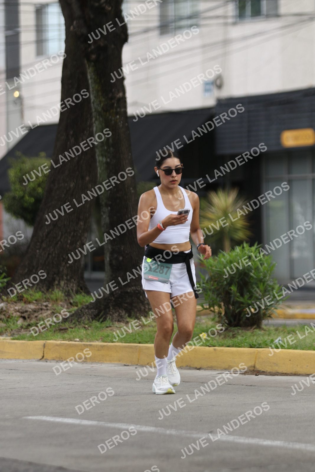 Foto de ADIDAS SPLITS GUADALAJARA 15K / 30K en Av. San Ignacio esquina Av. Ignacio L. Vallarta, Zapopan a las 09:04 · dorsal 1287