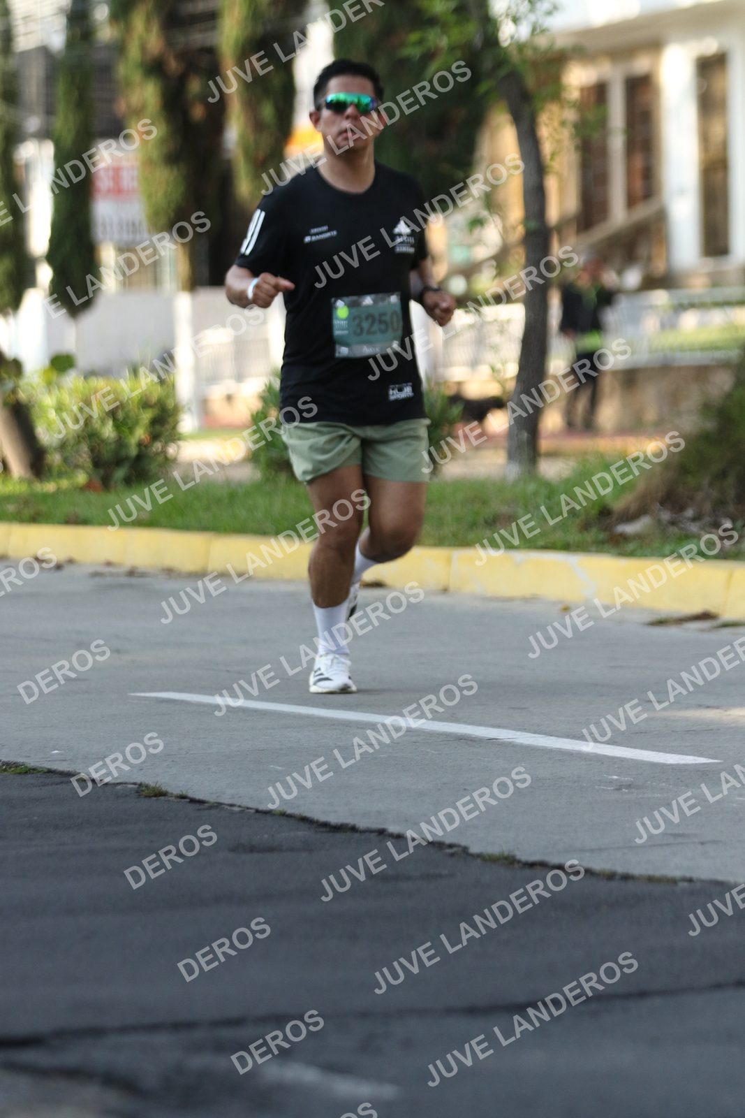 Foto de ADIDAS SPLITS GUADALAJARA 15K / 30K en Av. San Ignacio esquina Av. Ignacio L. Vallarta, Zapopan a las 08:20 · dorsal 3250