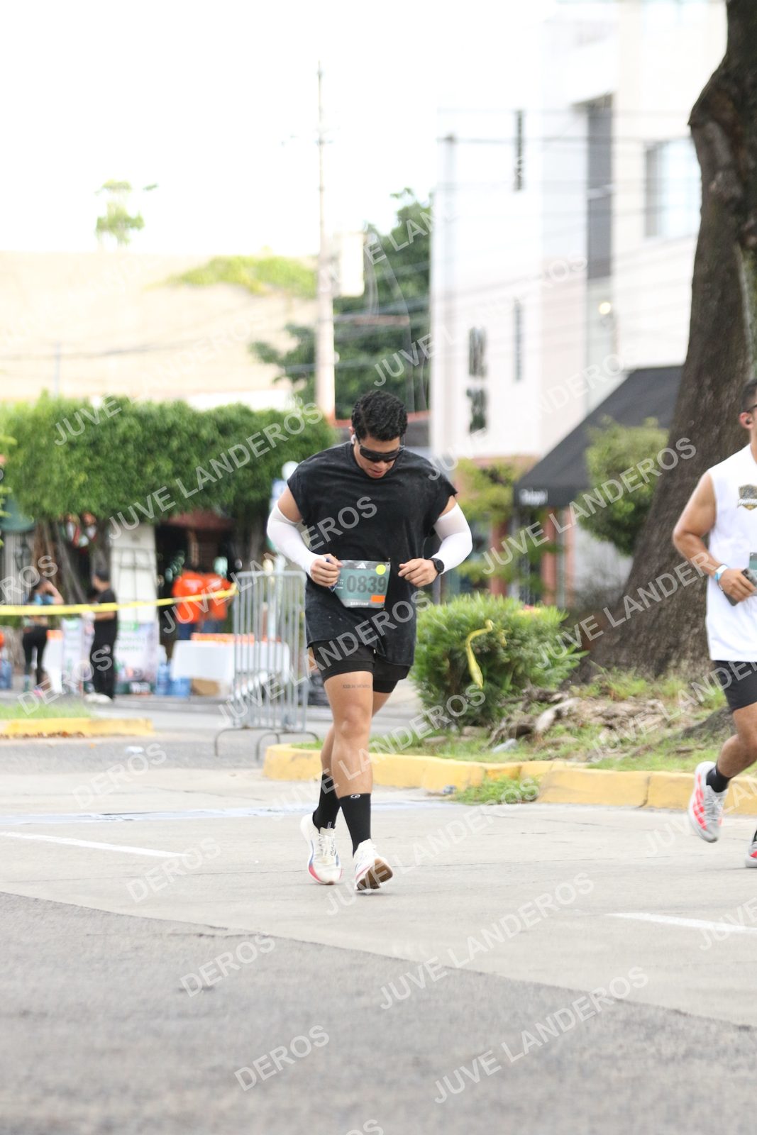 Foto de ADIDAS SPLITS GUADALAJARA 15K / 30K en Av. San Ignacio esquina Av. Ignacio L. Vallarta, Zapopan a las 09:03 · dorsal 839