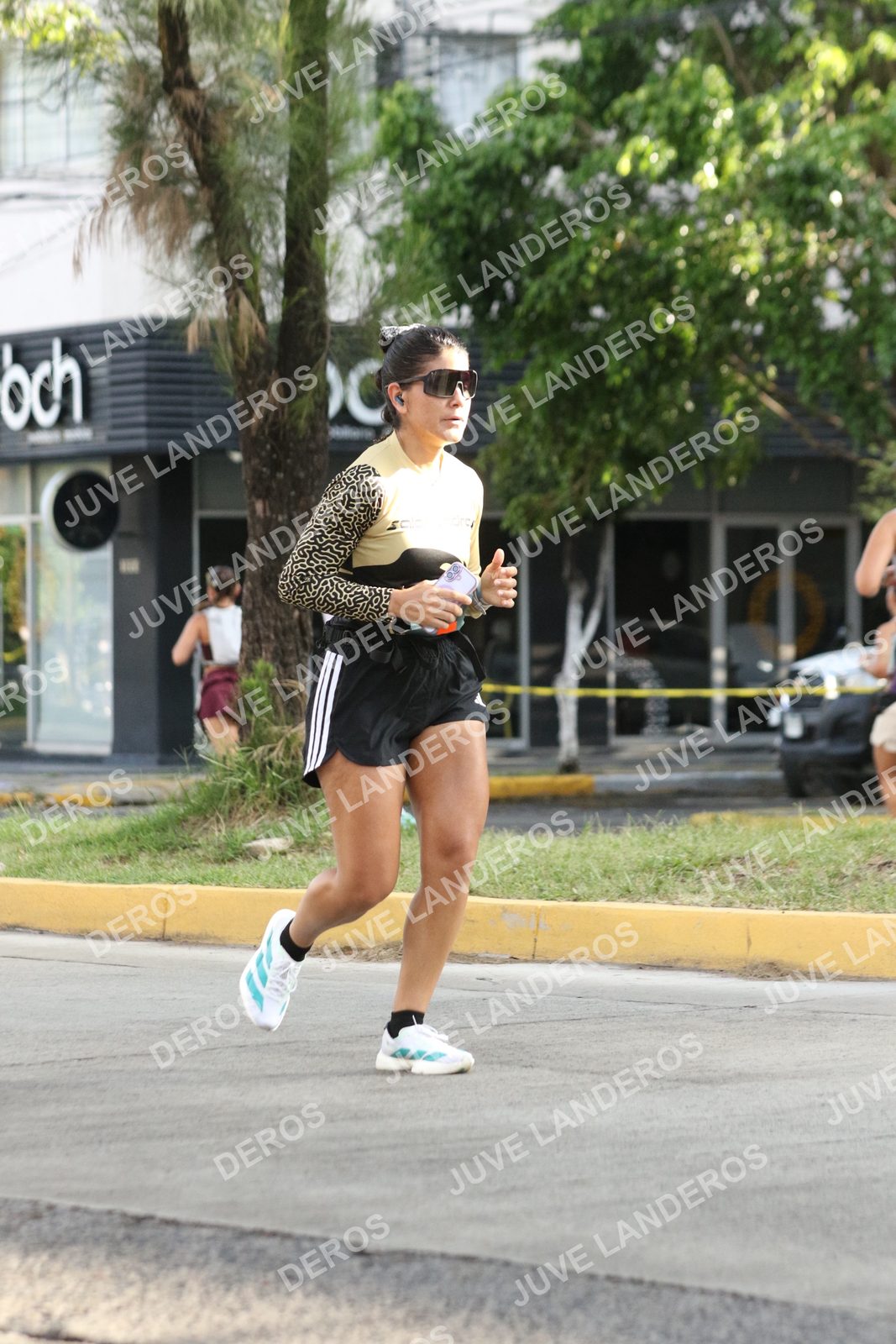 Foto de ADIDAS SPLITS GUADALAJARA 15K / 30K en Av. San Ignacio esquina Av. Ignacio L. Vallarta, Zapopan a las 08:46