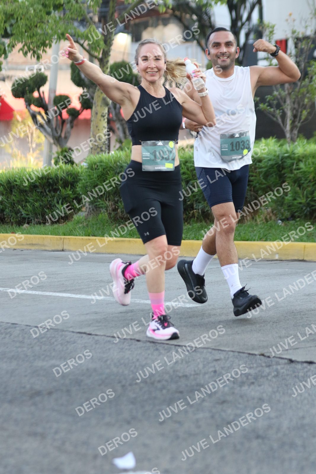 Foto de ADIDAS SPLITS GUADALAJARA 15K / 30K en Av. San Ignacio esquina Av. Ignacio L. Vallarta, Zapopan a las 07:33 · dorsal 1033