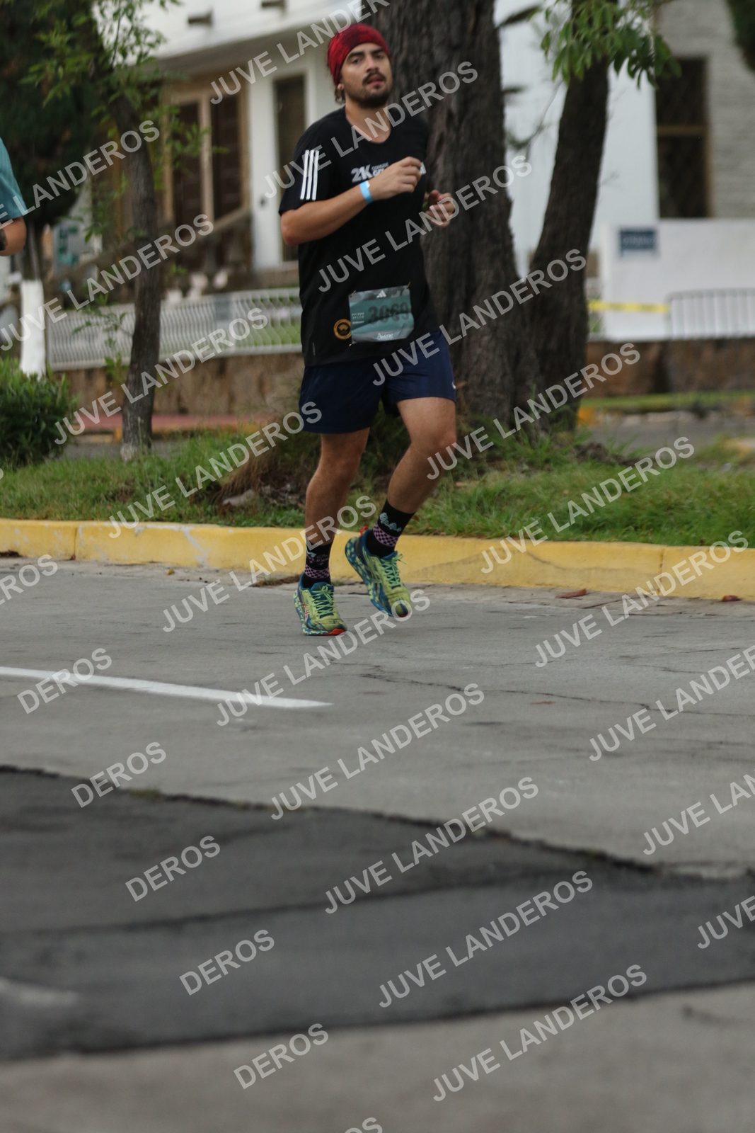 Foto de ADIDAS SPLITS GUADALAJARA 15K / 30K en Av. San Ignacio esquina Av. Ignacio L. Vallarta, Zapopan a las 06:57 · dorsal 2069