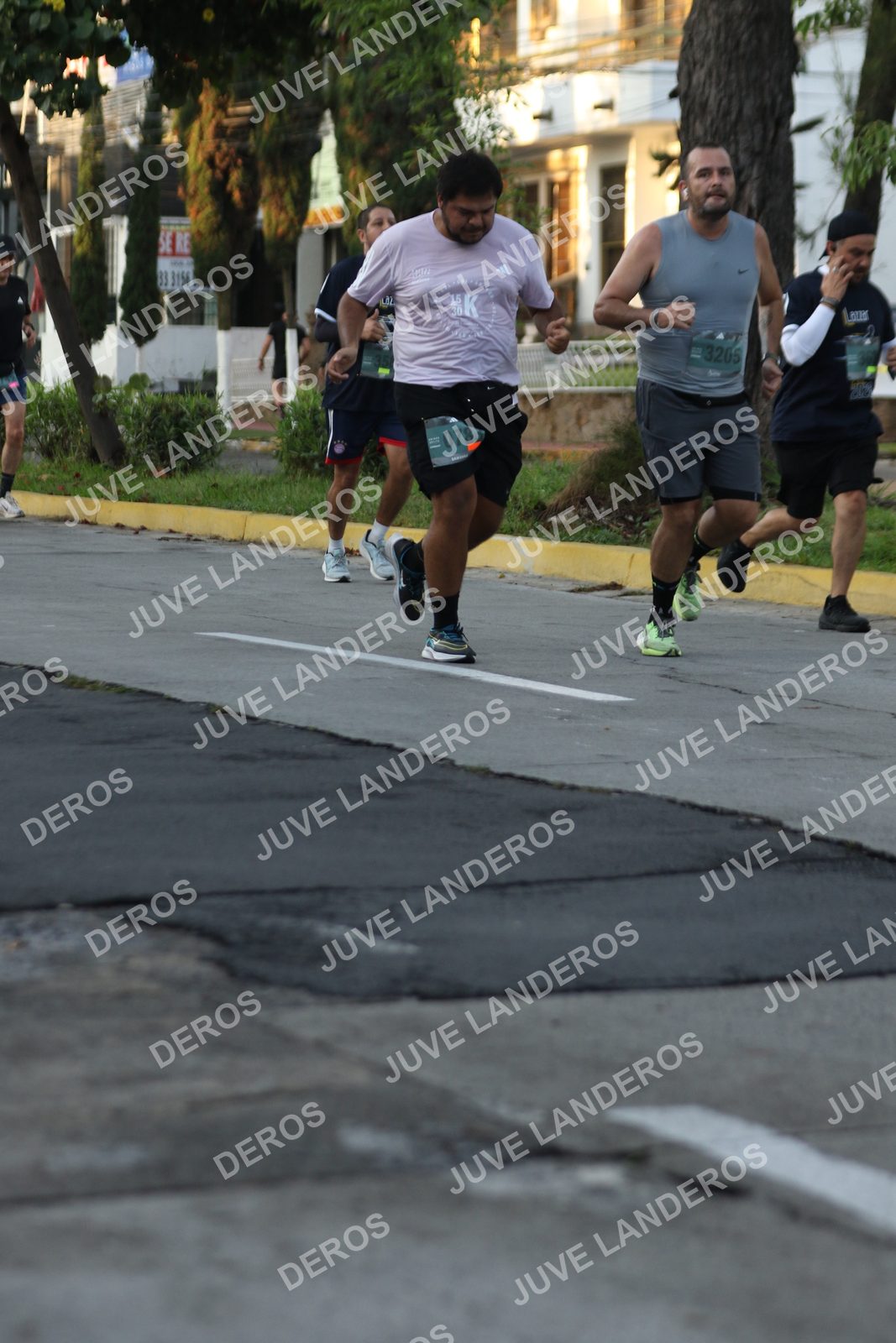 Foto de ADIDAS SPLITS GUADALAJARA 15K / 30K en Av. San Ignacio esquina Av. Ignacio L. Vallarta, Zapopan a las 07:13 · dorsal 3205, 783