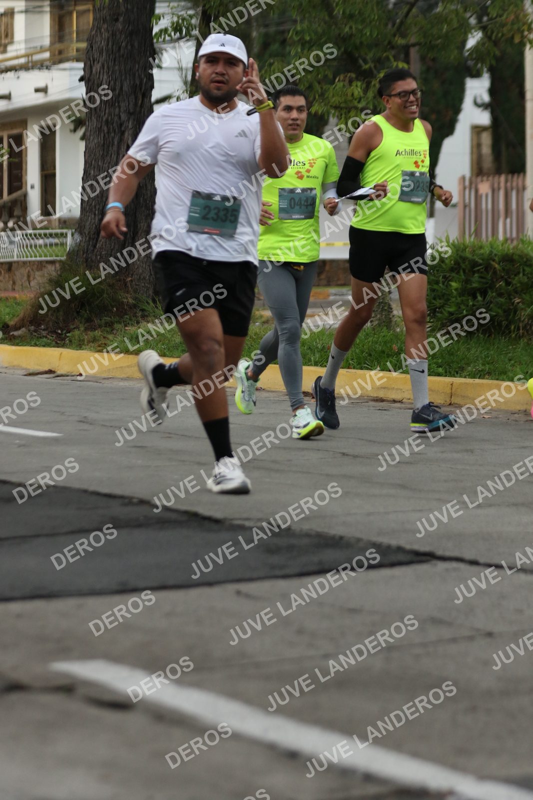 Foto de ADIDAS SPLITS GUADALAJARA 15K / 30K en Av. San Ignacio esquina Av. Ignacio L. Vallarta, Zapopan a las 06:57 · dorsal 2335, 444