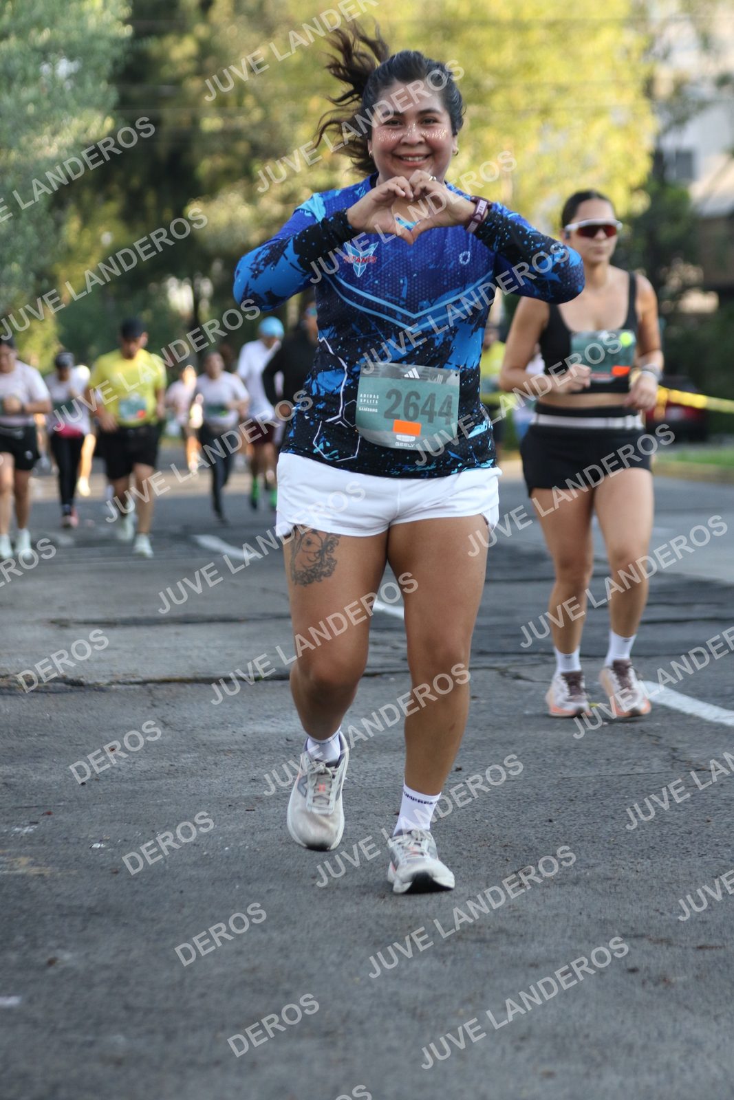 Foto de ADIDAS SPLITS GUADALAJARA 15K / 30K en Av. San Ignacio esquina Av. Ignacio L. Vallarta, Zapopan a las 07:44 · dorsal 2644