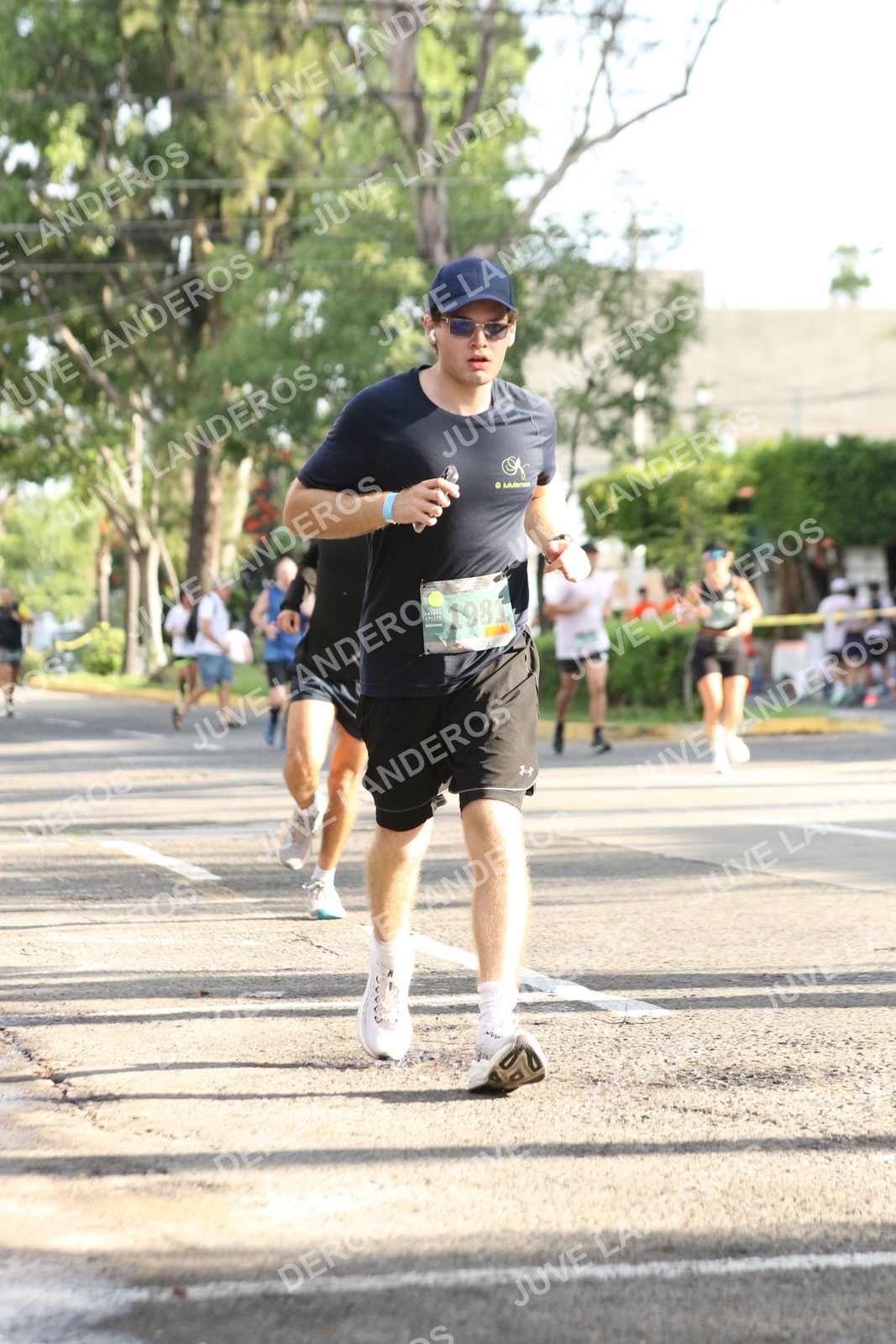 Foto de ADIDAS SPLITS GUADALAJARA 15K / 30K en Av. San Ignacio esquina Av. Ignacio L. Vallarta, Zapopan a las 08:46 · dorsal 1981