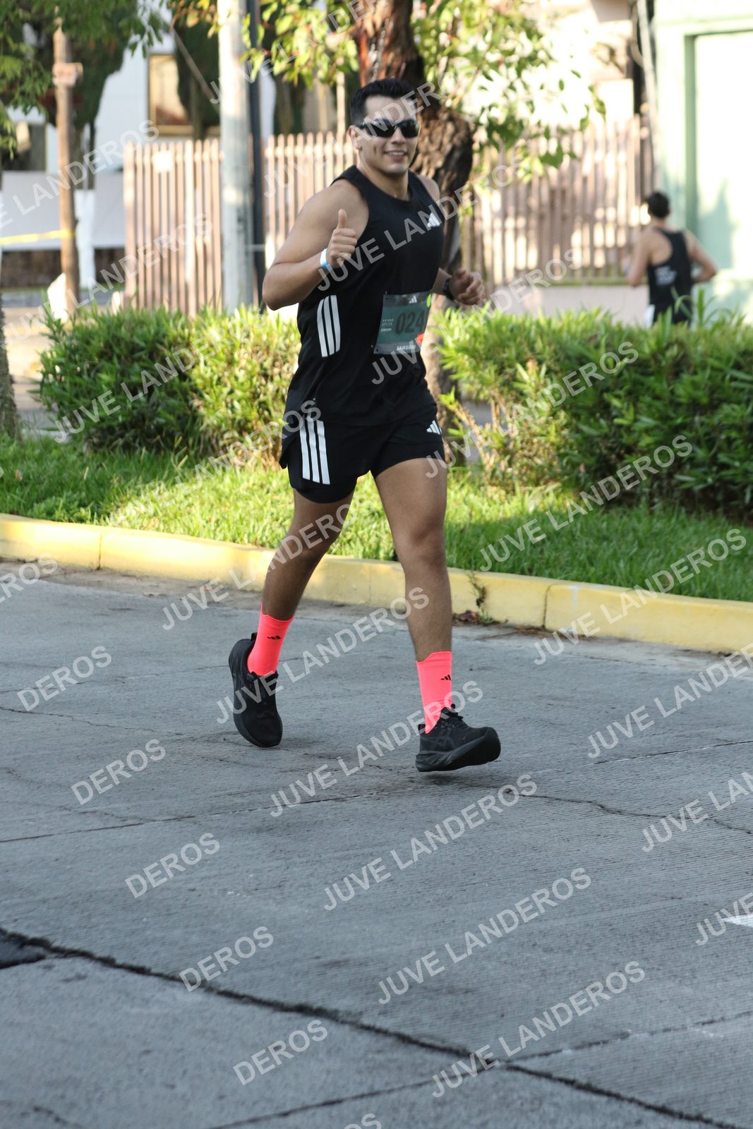 Foto de ADIDAS SPLITS GUADALAJARA 15K / 30K en Av. San Ignacio esquina Av. Ignacio L. Vallarta, Zapopan a las 08:09 · dorsal 24
