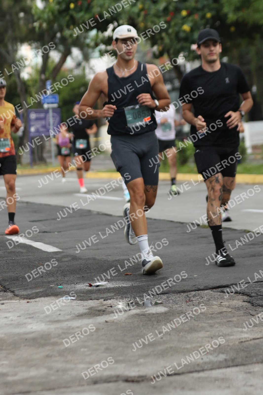 Foto de ADIDAS SPLITS GUADALAJARA 15K / 30K en Av. San Ignacio esquina Av. Ignacio L. Vallarta, Zapopan a las 06:56 · dorsal 853