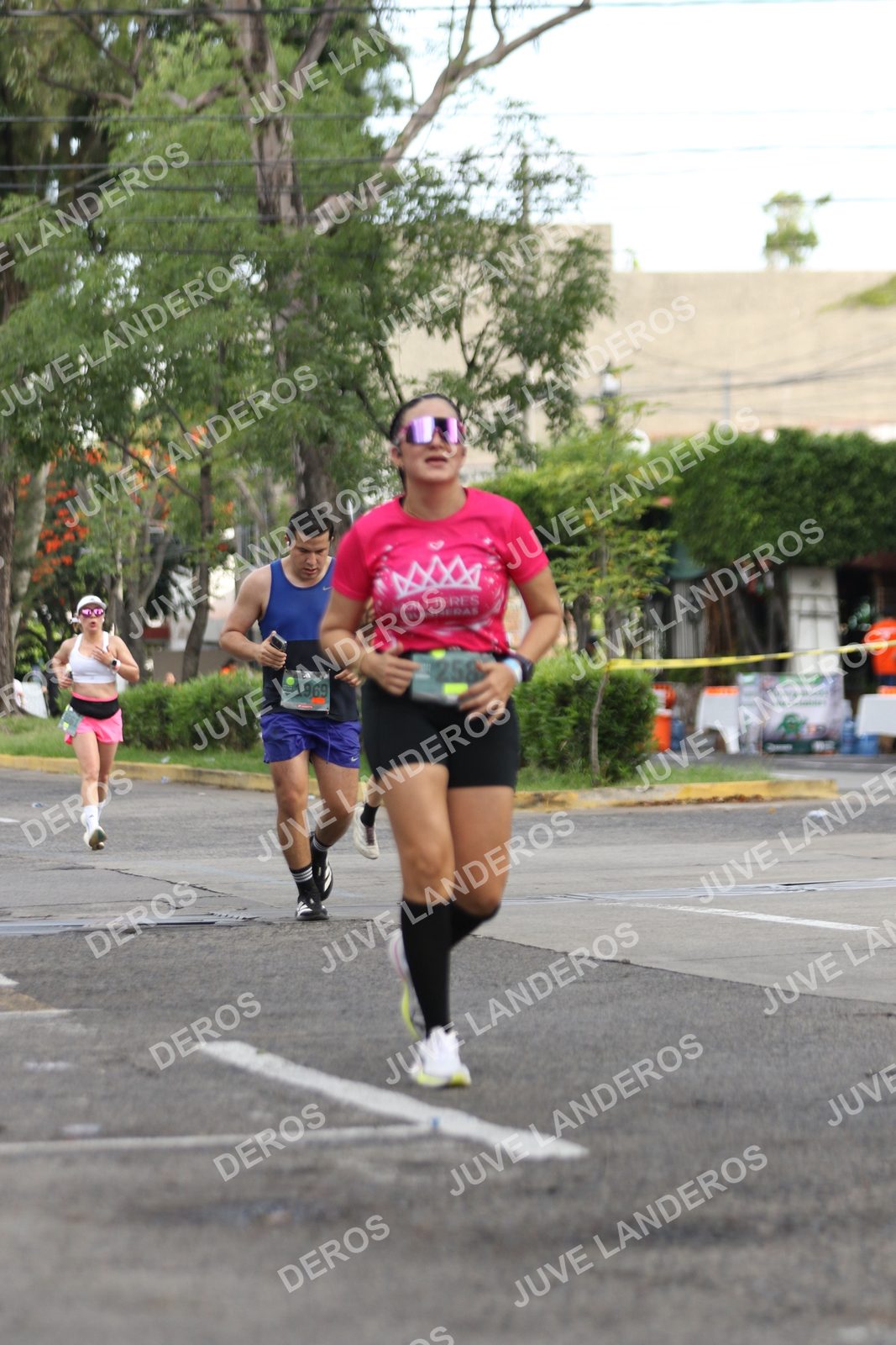 Foto de ADIDAS SPLITS GUADALAJARA 15K / 30K en Av. San Ignacio esquina Av. Ignacio L. Vallarta, Zapopan a las 09:05 · dorsal 1969, 258
