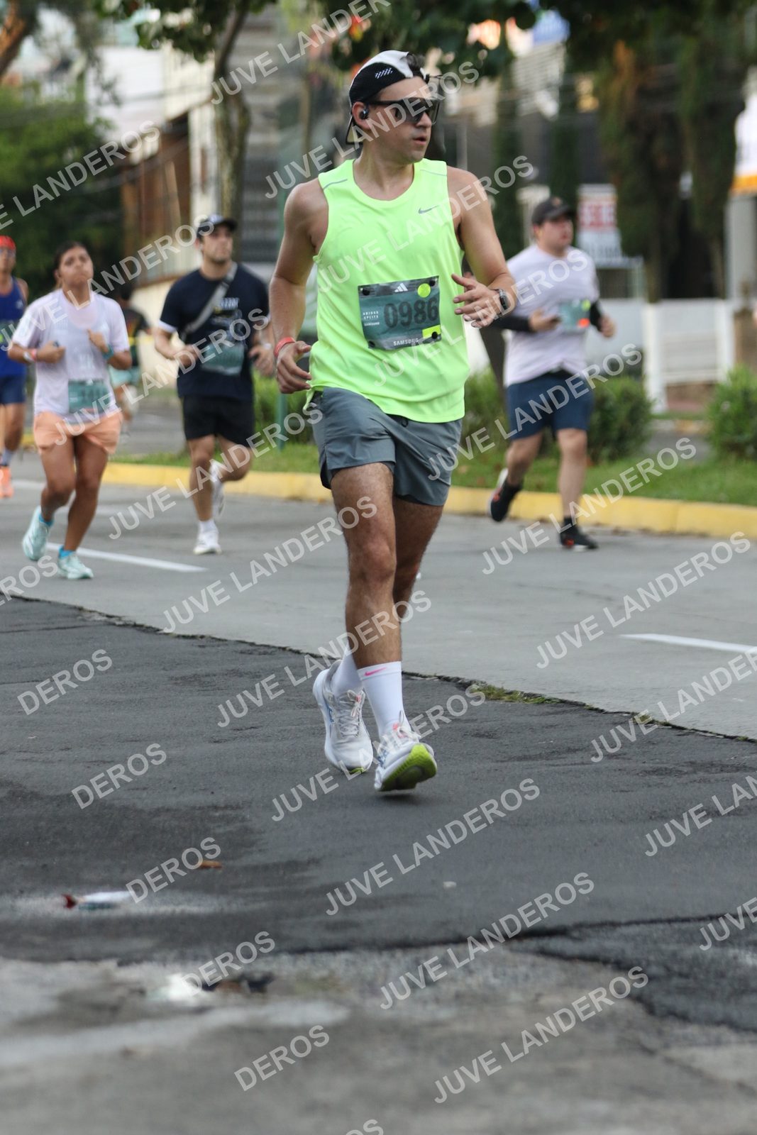 Foto de ADIDAS SPLITS GUADALAJARA 15K / 30K en Av. San Ignacio esquina Av. Ignacio L. Vallarta, Zapopan a las 07:06 · dorsal 986