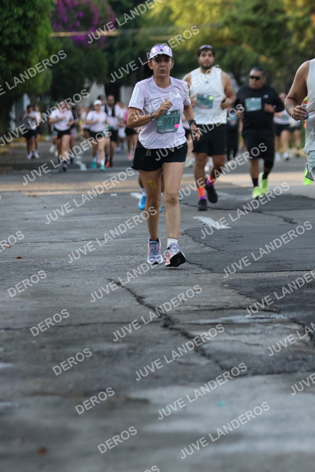 Foto de ADIDAS SPLITS GUADALAJARA 15K / 30K en Av. San Ignacio esquina Av. Ignacio L. Vallarta, Zapopan a las 07:19 · dorsal 772