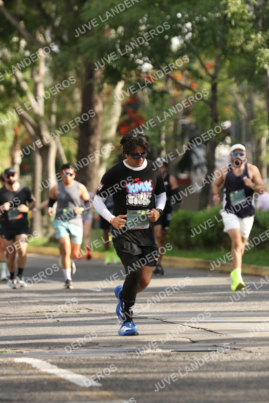 Foto de ADIDAS SPLITS GUADALAJARA 15K / 30K en Av. San Ignacio esquina Av. Ignacio L. Vallarta, Zapopan a las 08:55 · dorsal 2338