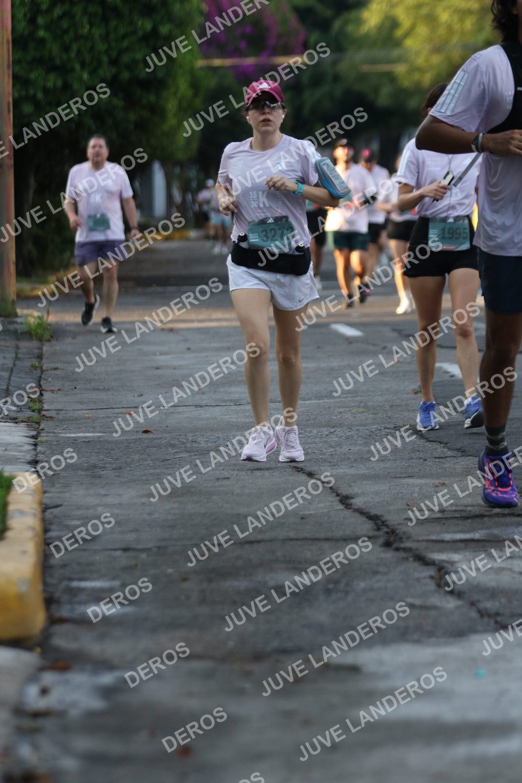 Foto de ADIDAS SPLITS GUADALAJARA 15K / 30K en Av. San Ignacio esquina Av. Ignacio L. Vallarta, Zapopan a las 07:18 · dorsal 3272, 1995