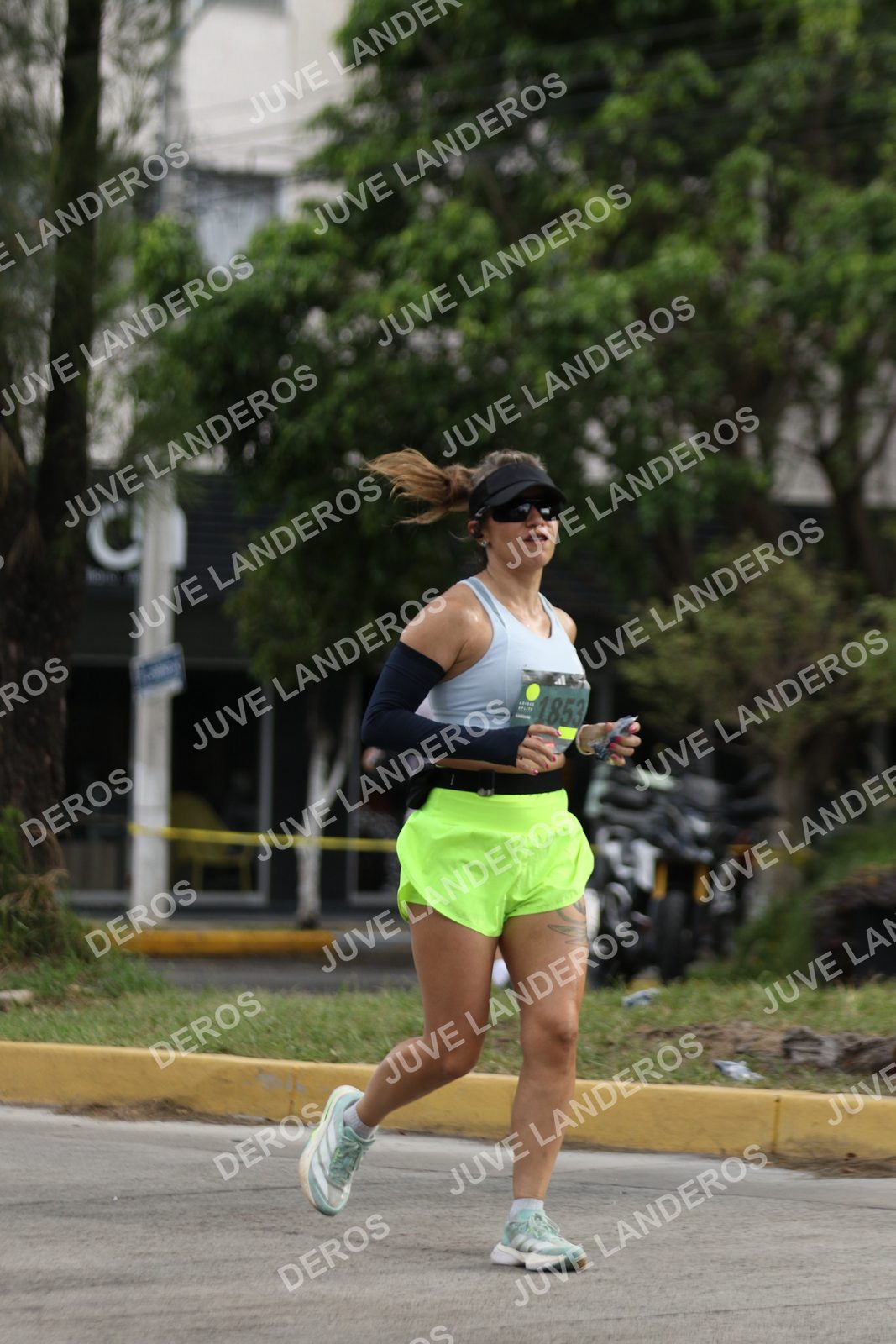 Foto de ADIDAS SPLITS GUADALAJARA 15K / 30K en Av. San Ignacio esquina Av. Ignacio L. Vallarta, Zapopan a las 09:03 · dorsal 1853