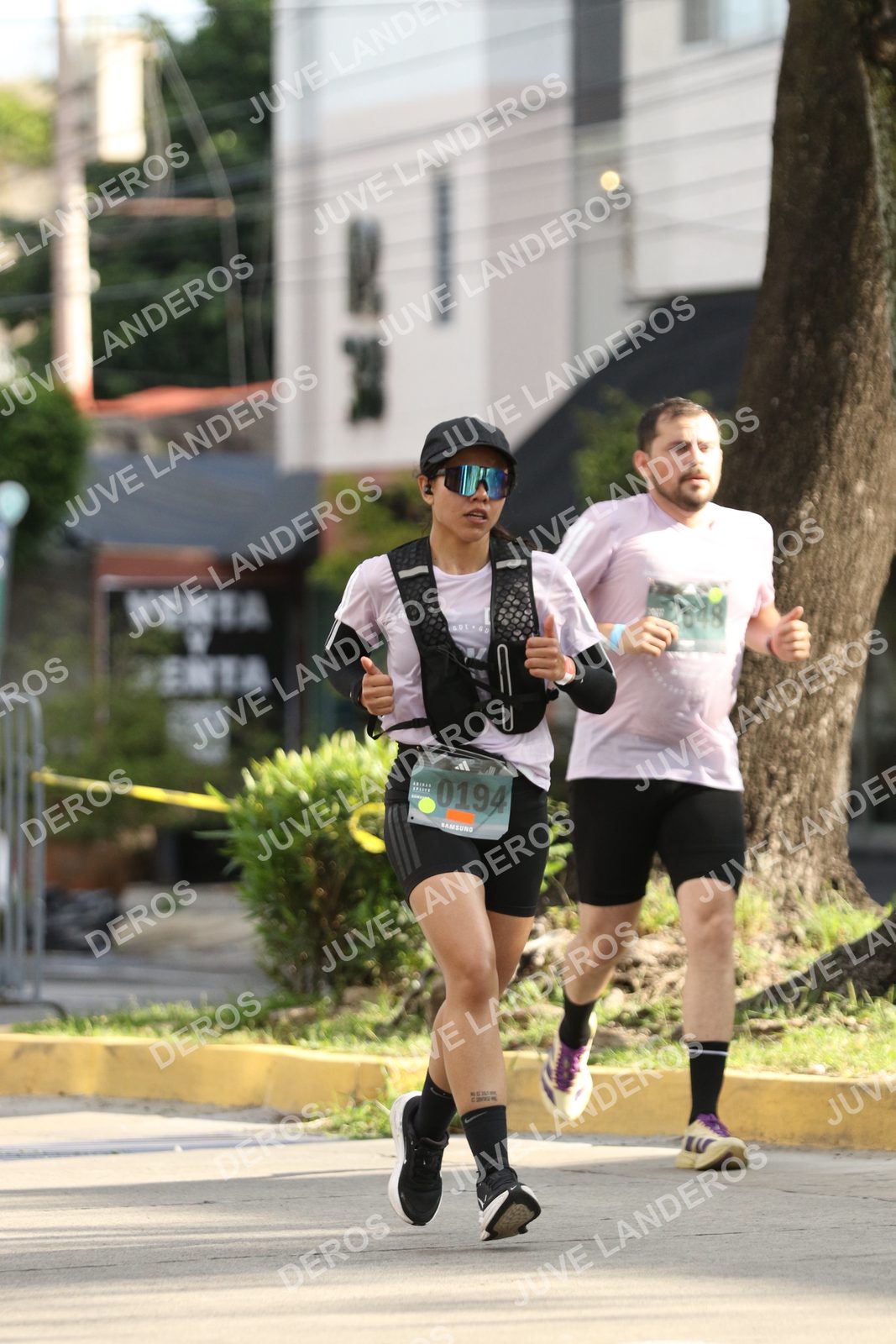 Foto de ADIDAS SPLITS GUADALAJARA 15K / 30K en Av. San Ignacio esquina Av. Ignacio L. Vallarta, Zapopan a las 08:54 · dorsal 194, 2648