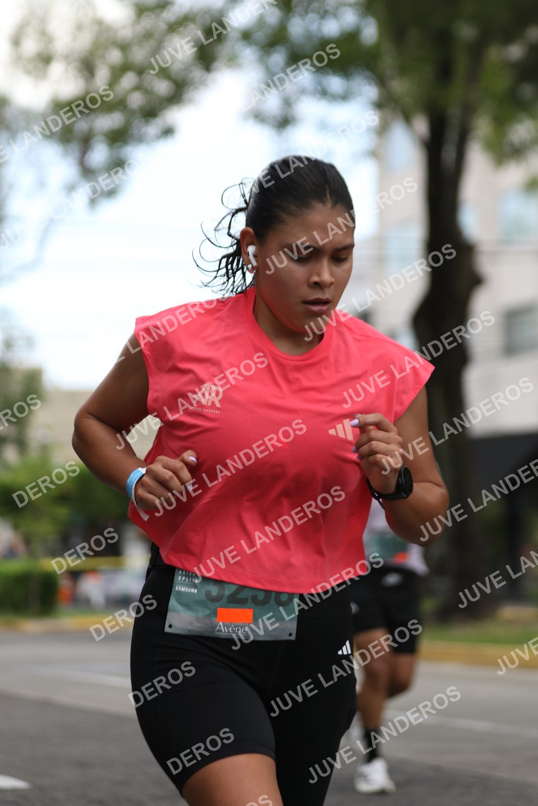 Foto de ADIDAS SPLITS GUADALAJARA 15K / 30K en Av. San Ignacio esquina Av. Ignacio L. Vallarta, Zapopan a las 09:08