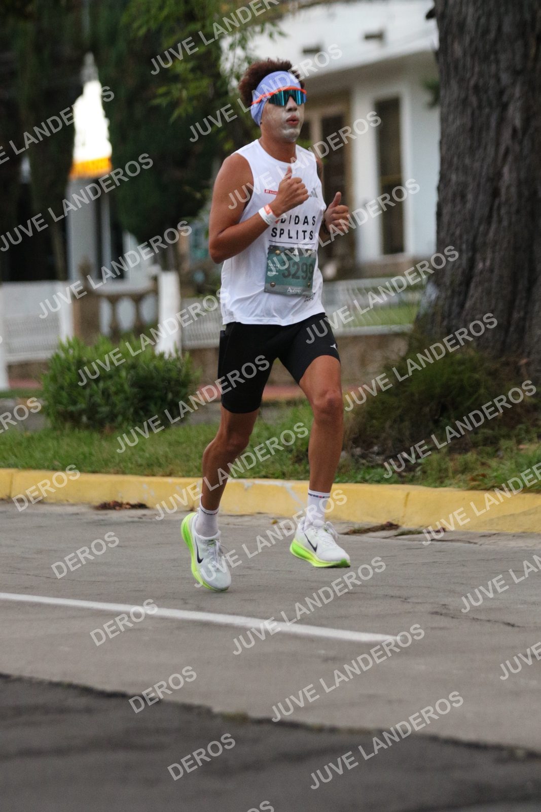 Foto de ADIDAS SPLITS GUADALAJARA 15K / 30K en Av. San Ignacio esquina Av. Ignacio L. Vallarta, Zapopan a las 06:47 · dorsal 3299