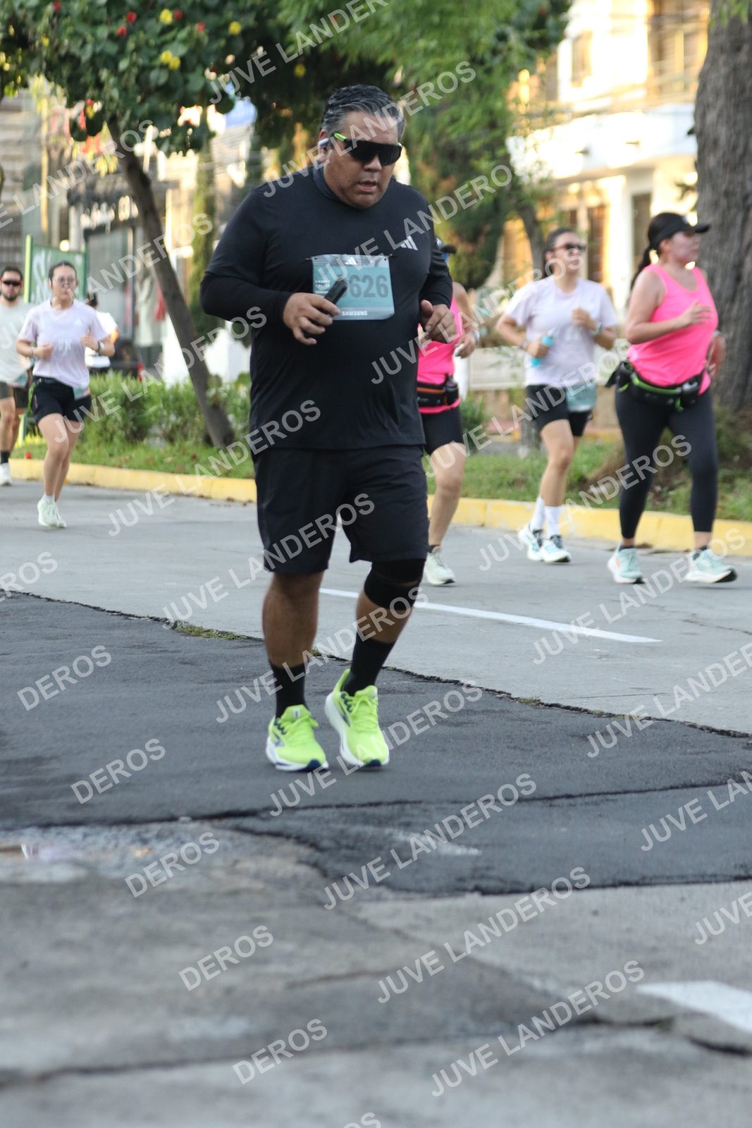 Foto de ADIDAS SPLITS GUADALAJARA 15K / 30K en Av. San Ignacio esquina Av. Ignacio L. Vallarta, Zapopan a las 07:19 · dorsal 626