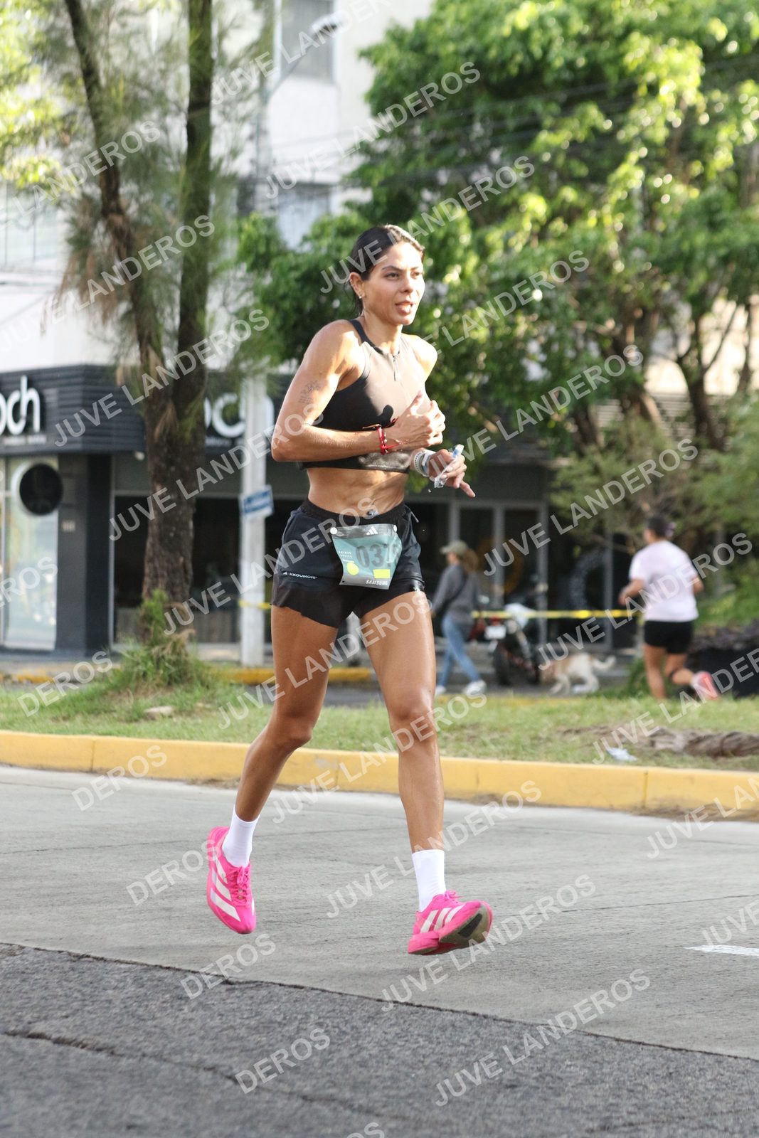 Foto de ADIDAS SPLITS GUADALAJARA 15K / 30K en Av. San Ignacio esquina Av. Ignacio L. Vallarta, Zapopan a las 08:39