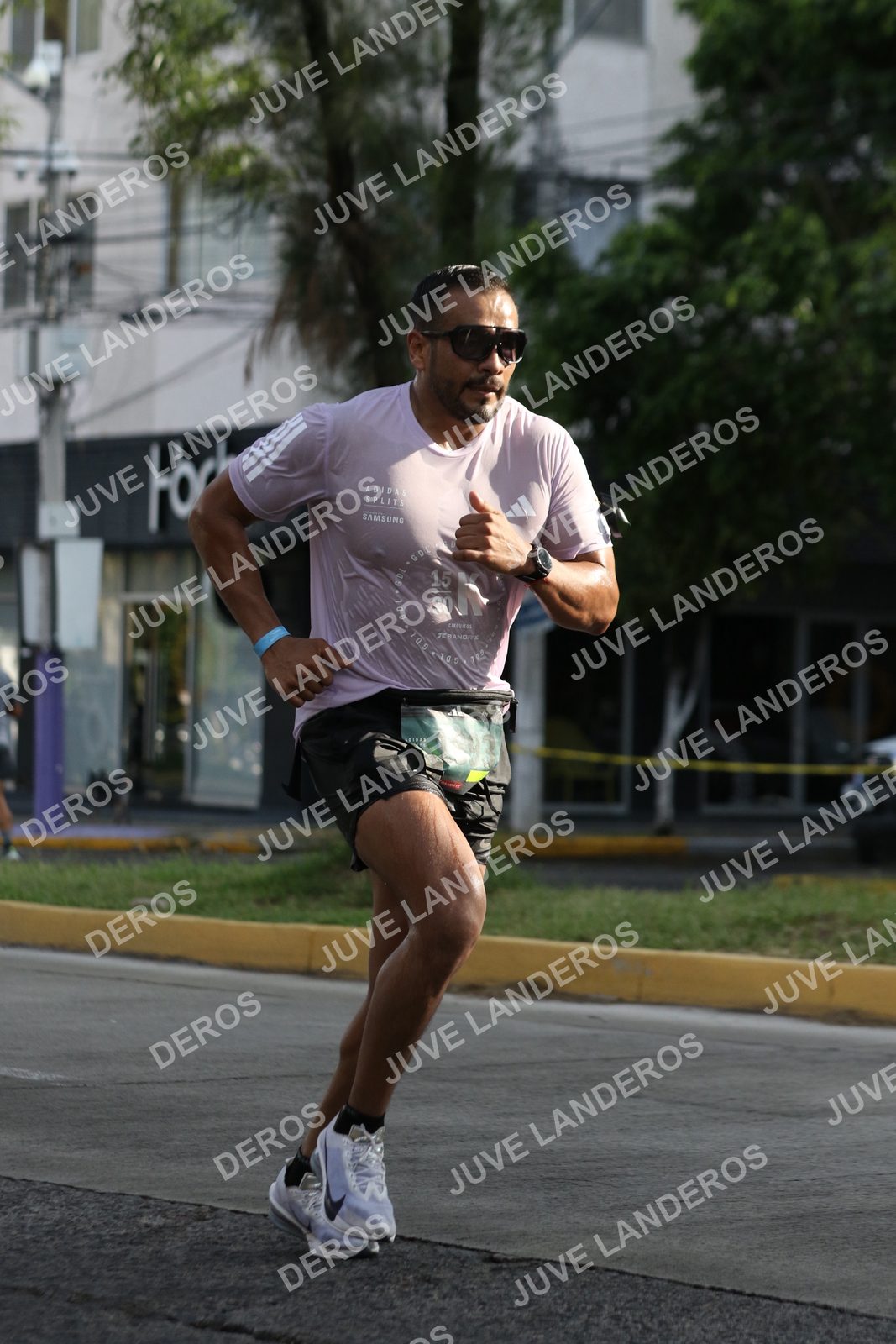 Foto de ADIDAS SPLITS GUADALAJARA 15K / 30K en Av. San Ignacio esquina Av. Ignacio L. Vallarta, Zapopan a las 08:42