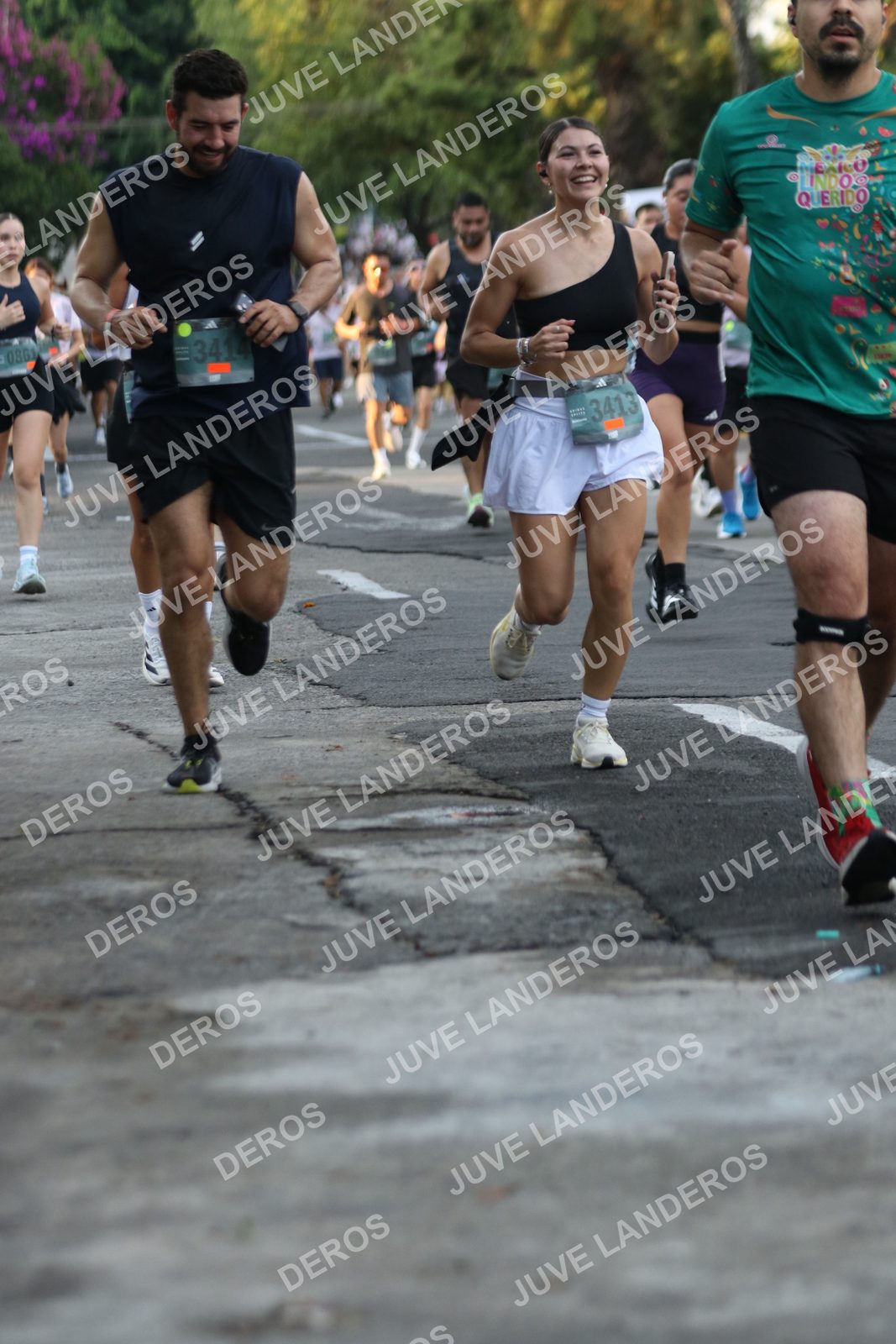 Foto de ADIDAS SPLITS GUADALAJARA 15K / 30K en Av. San Ignacio esquina Av. Ignacio L. Vallarta, Zapopan a las 07:10 · dorsal 3413