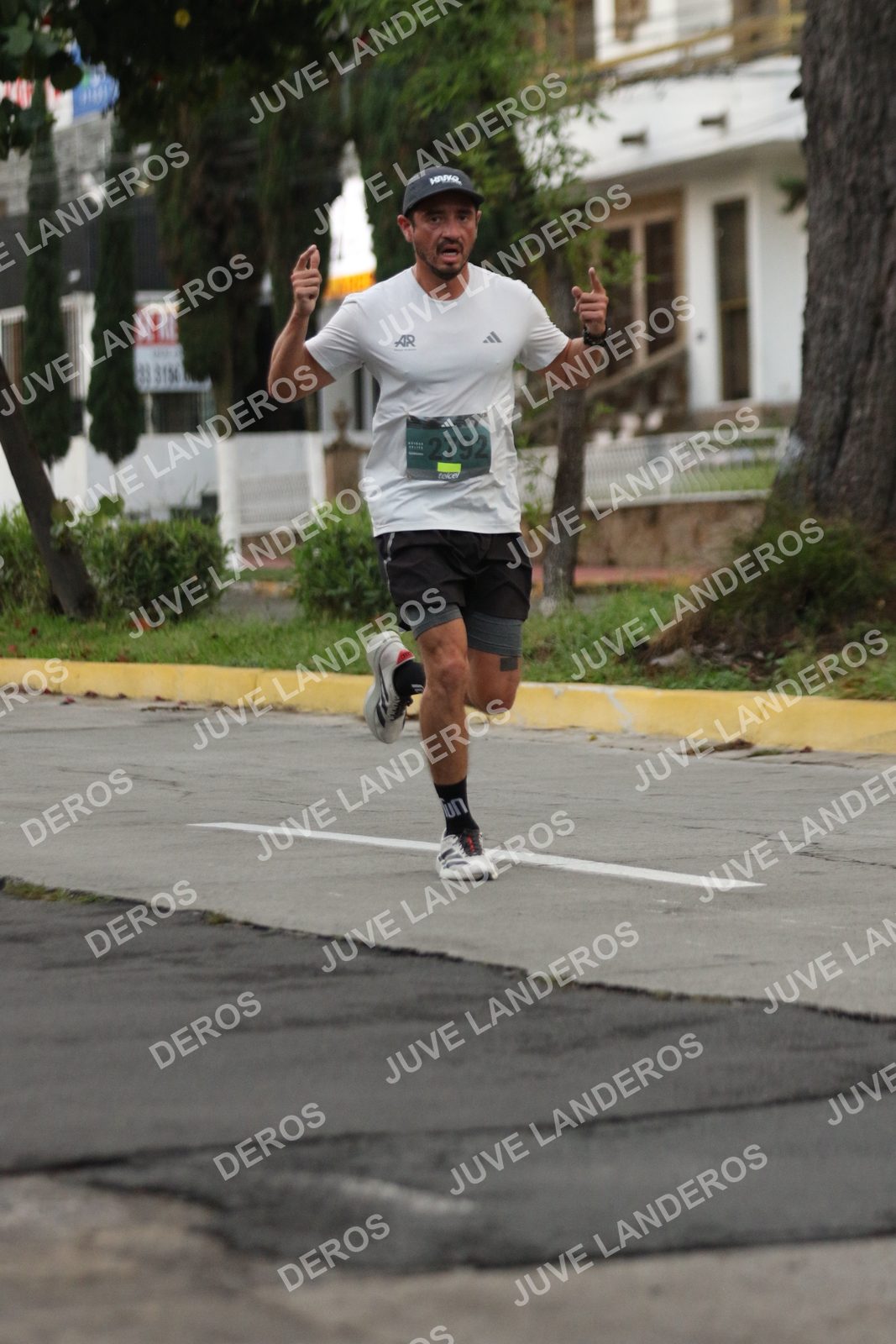 Foto de ADIDAS SPLITS GUADALAJARA 15K / 30K en Av. San Ignacio esquina Av. Ignacio L. Vallarta, Zapopan a las 06:52 · dorsal 2792