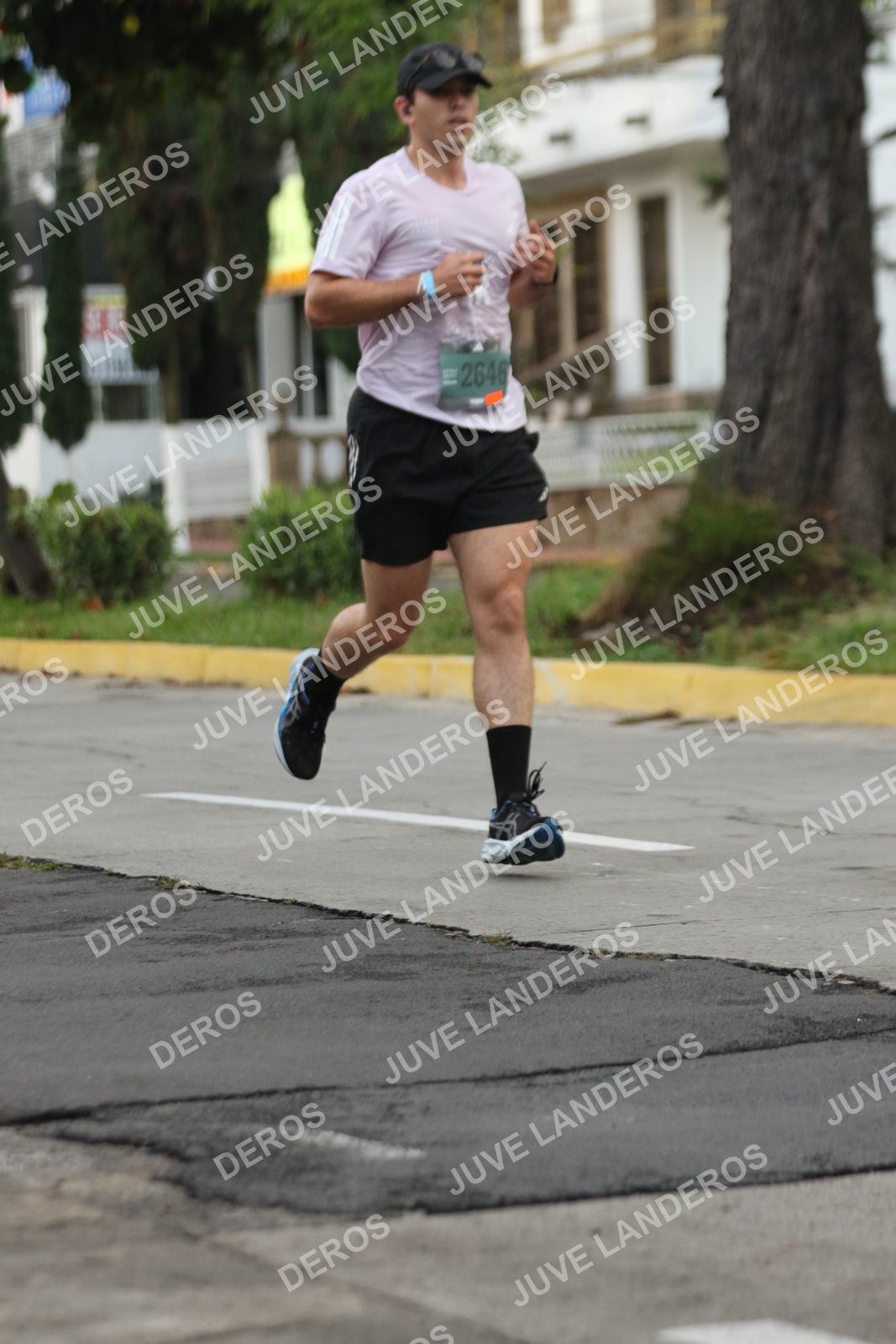 Foto de ADIDAS SPLITS GUADALAJARA 15K / 30K en Av. San Ignacio esquina Av. Ignacio L. Vallarta, Zapopan a las 06:55 · dorsal 2646
